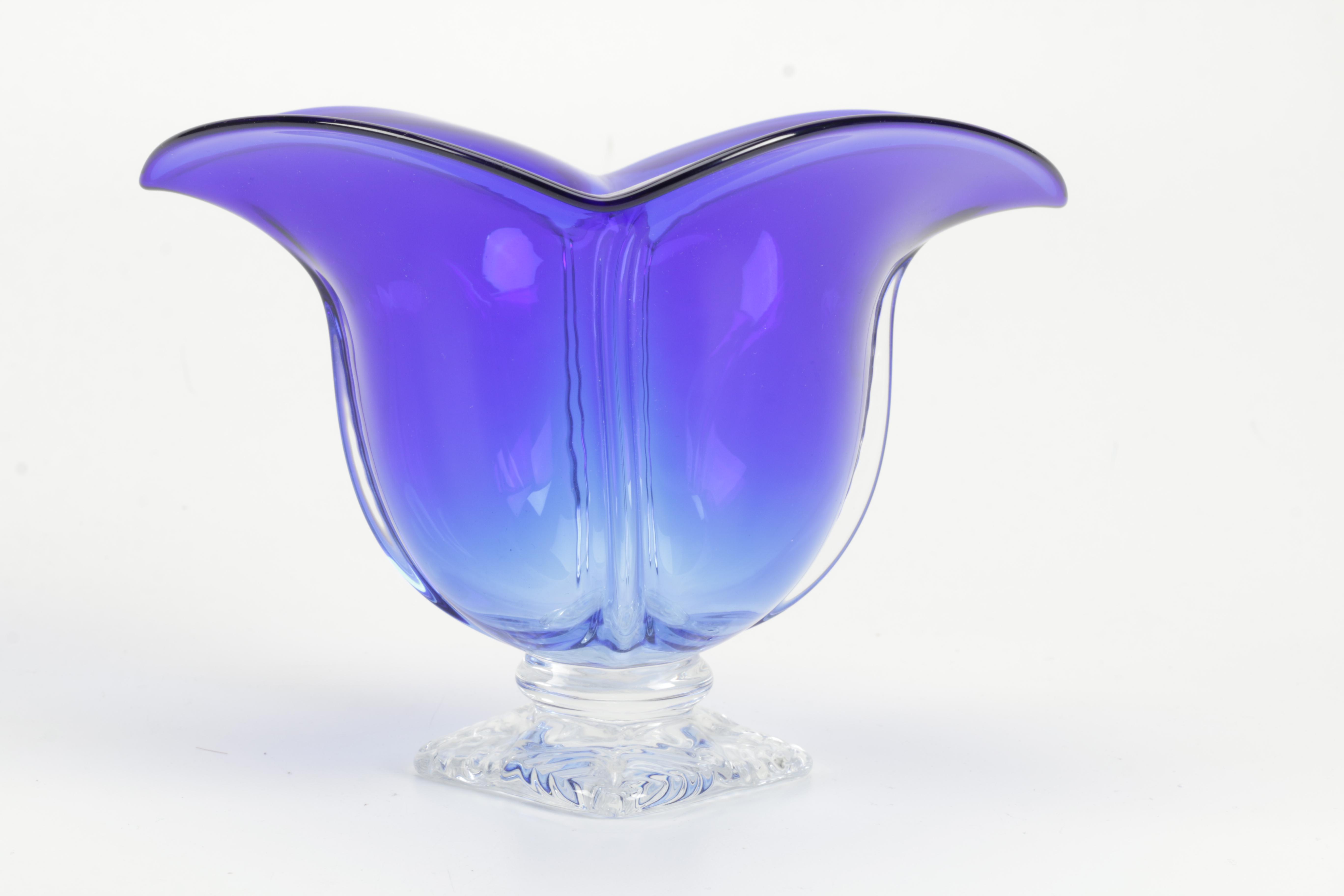 Hand Blown Studio Art Glass Vase by Robinson Scot