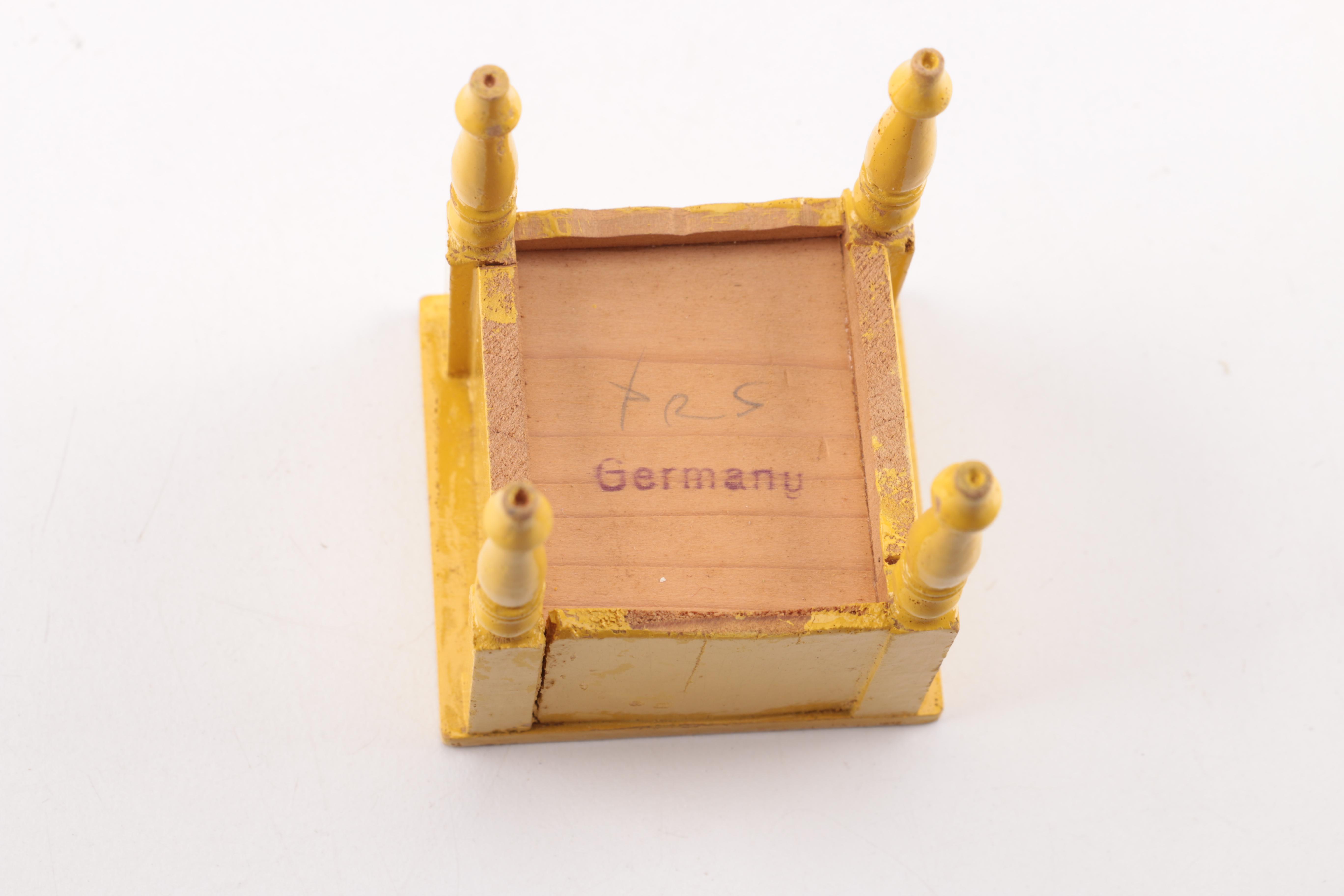 Assorted Doll House Furniture