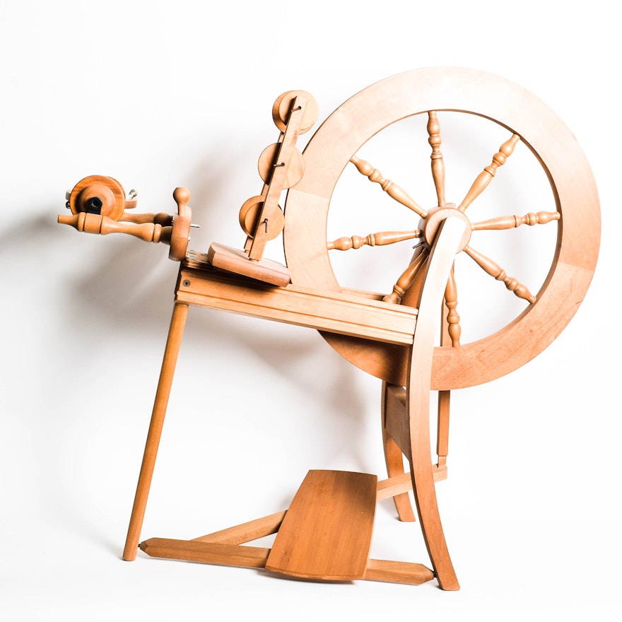 Ashford Silver Beech Traditional Spinning Wheel