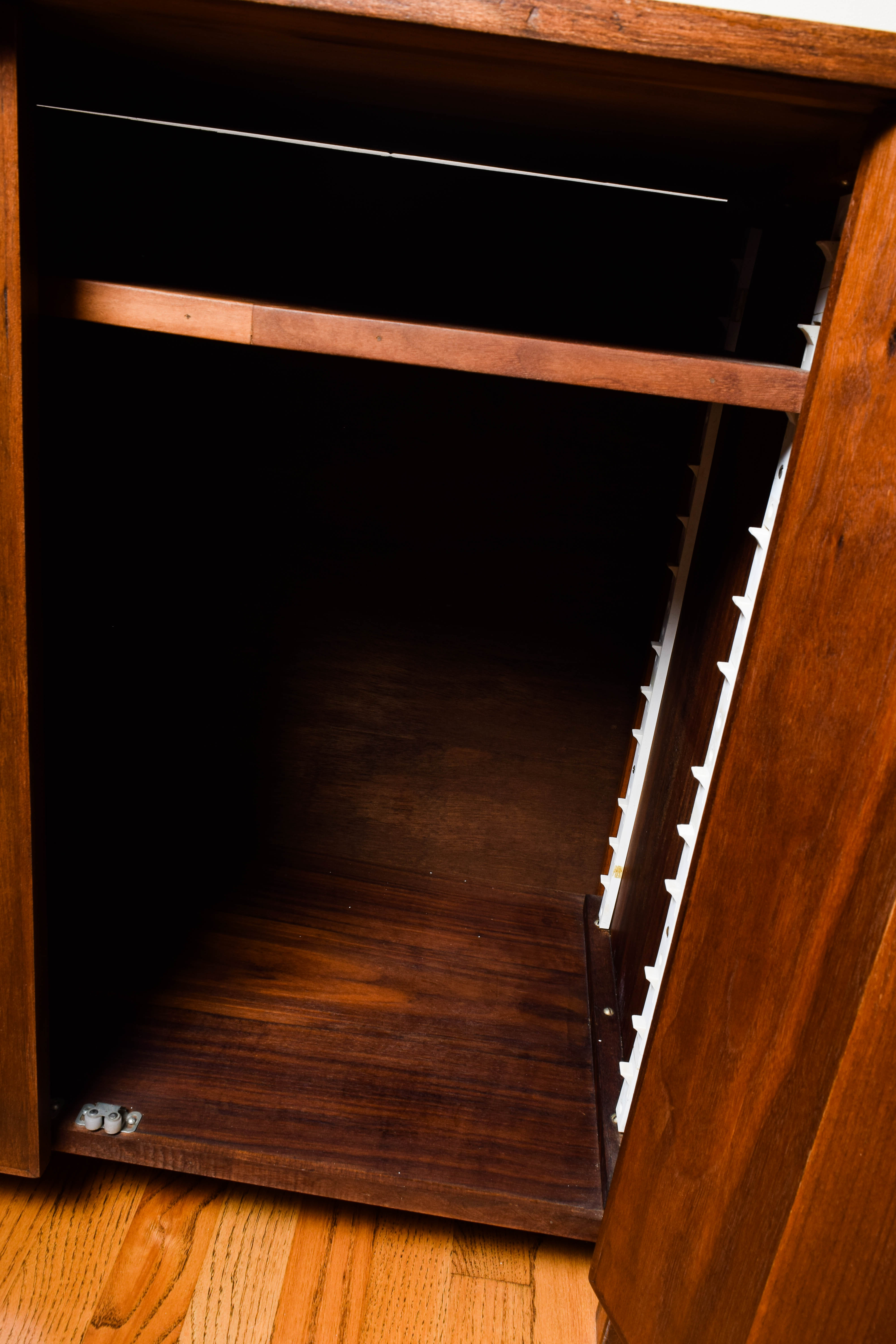 Vintage Modern Style Buffet