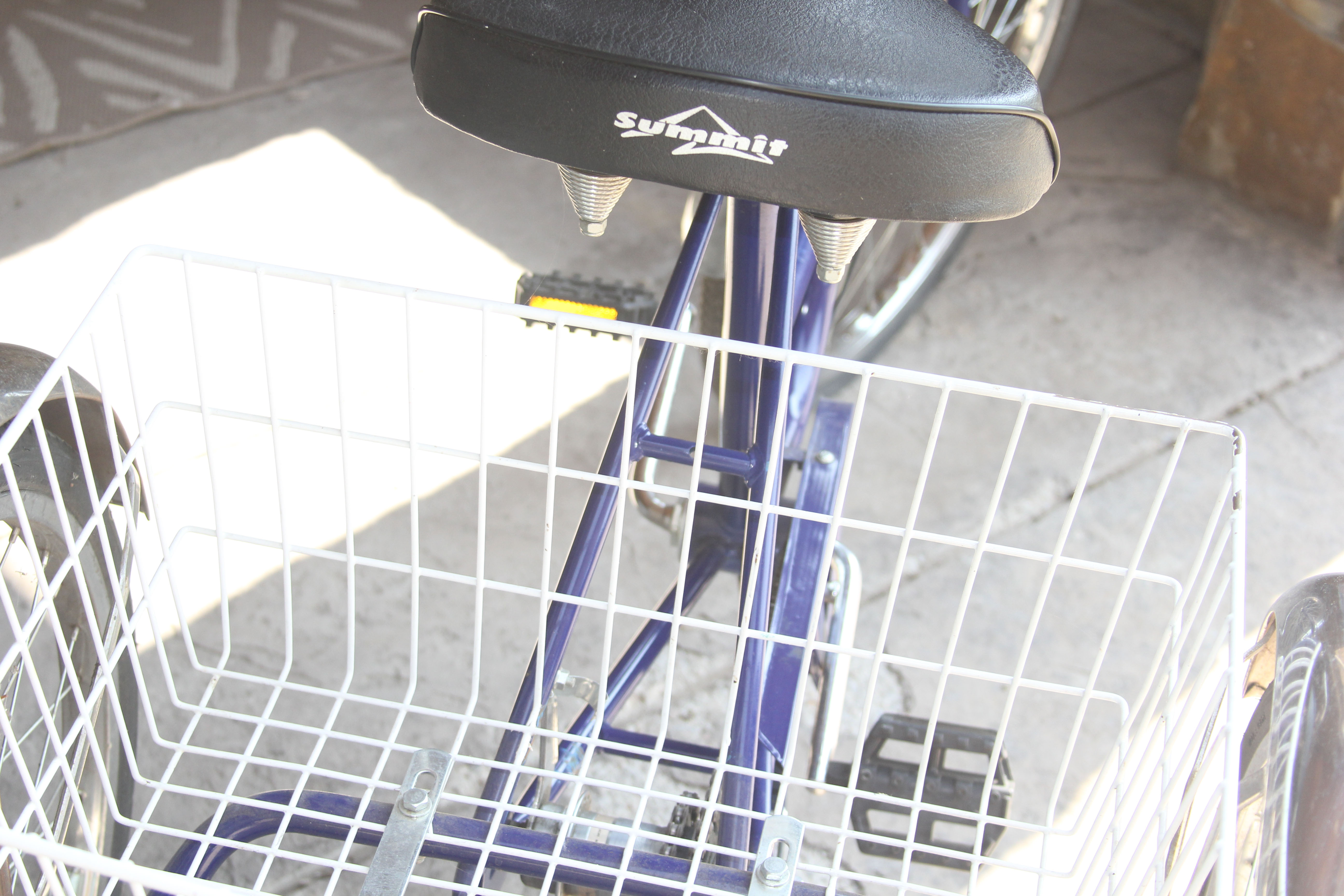 Summit Adult Tricycle