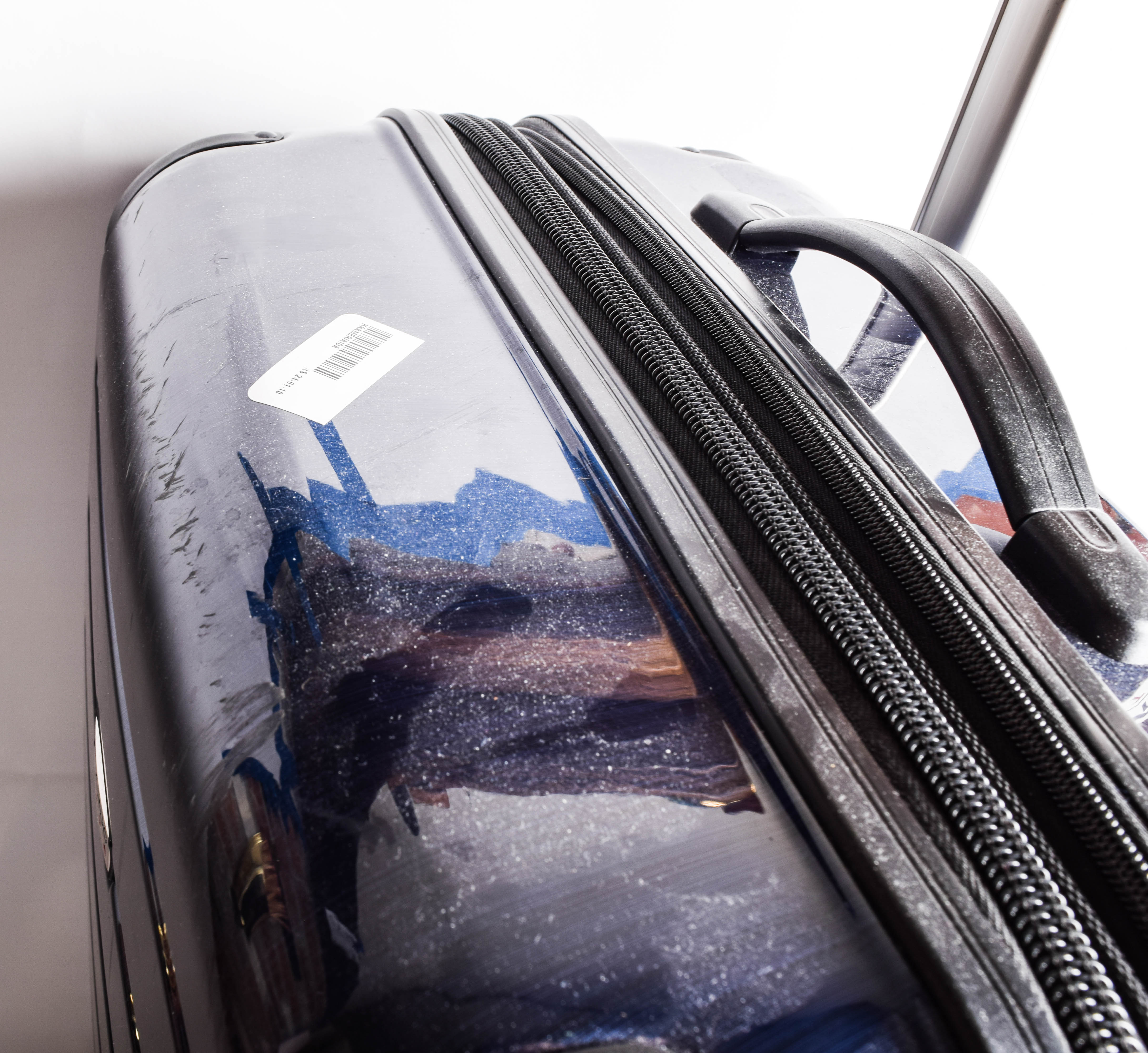 Ricardo Elite Spinner Suitcase