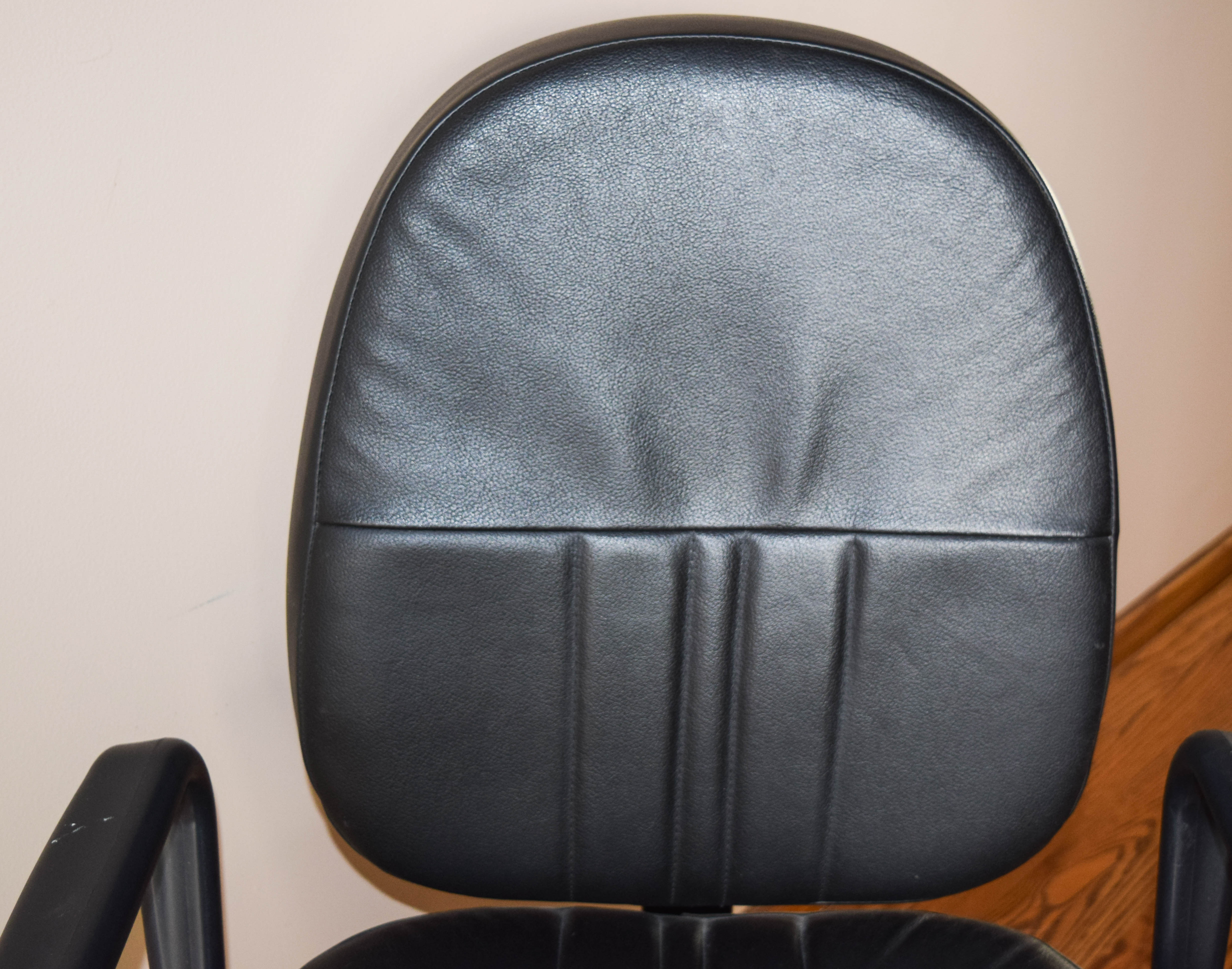 Contemporary Black Office Chair