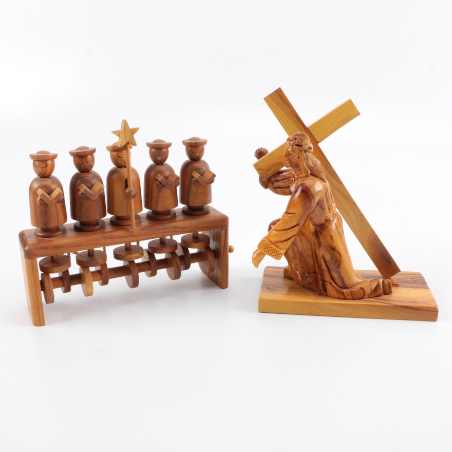Olivewood Figure of Jesus and Crank Operated Moving Choir