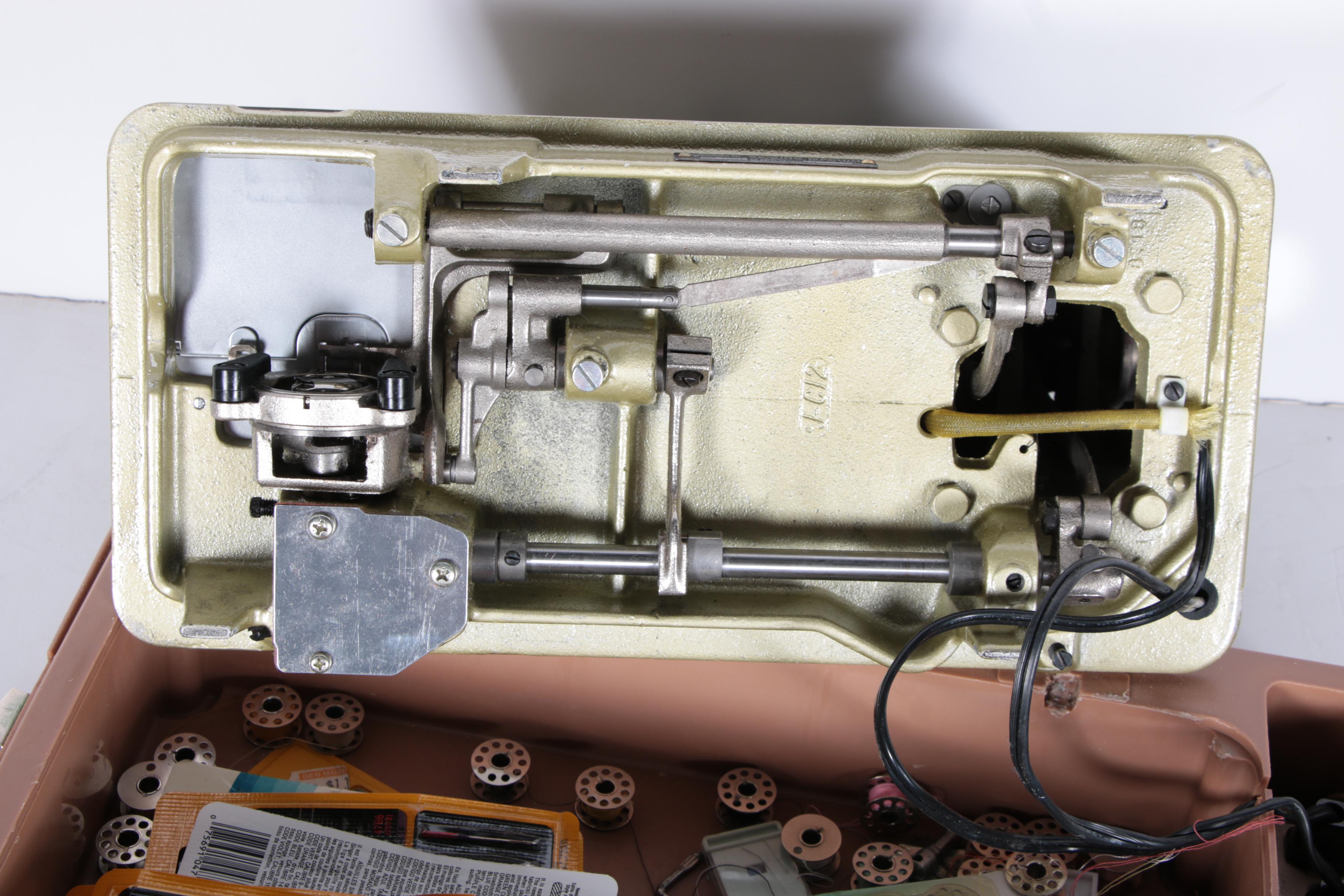 Vintage Wards Signature Sewing Machine