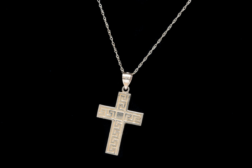 14K Yellow Gold Cross Pendant Necklace