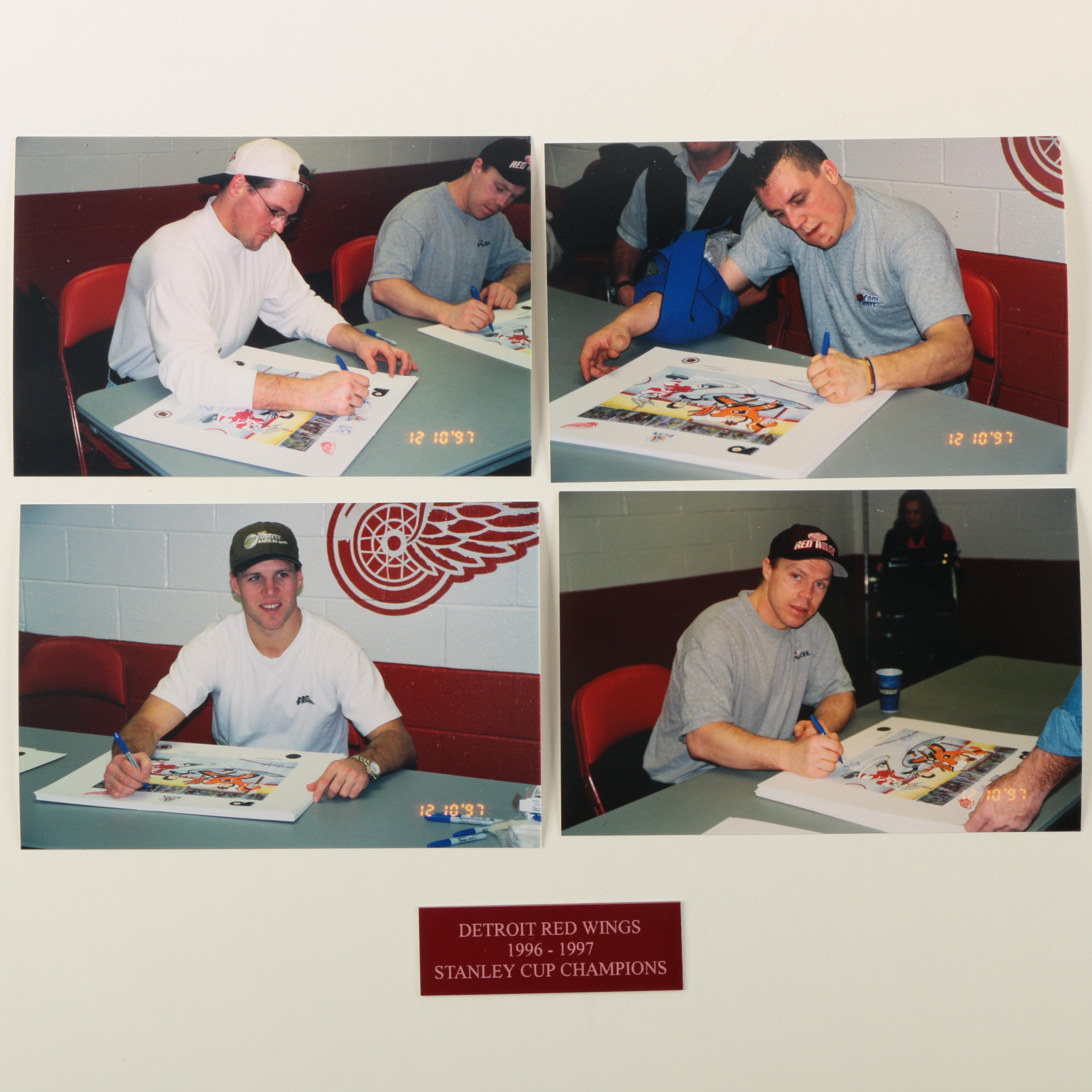 Signed Lithoserigraph of Bugs Bunny Autographed by Four 1997 Red Wings Players