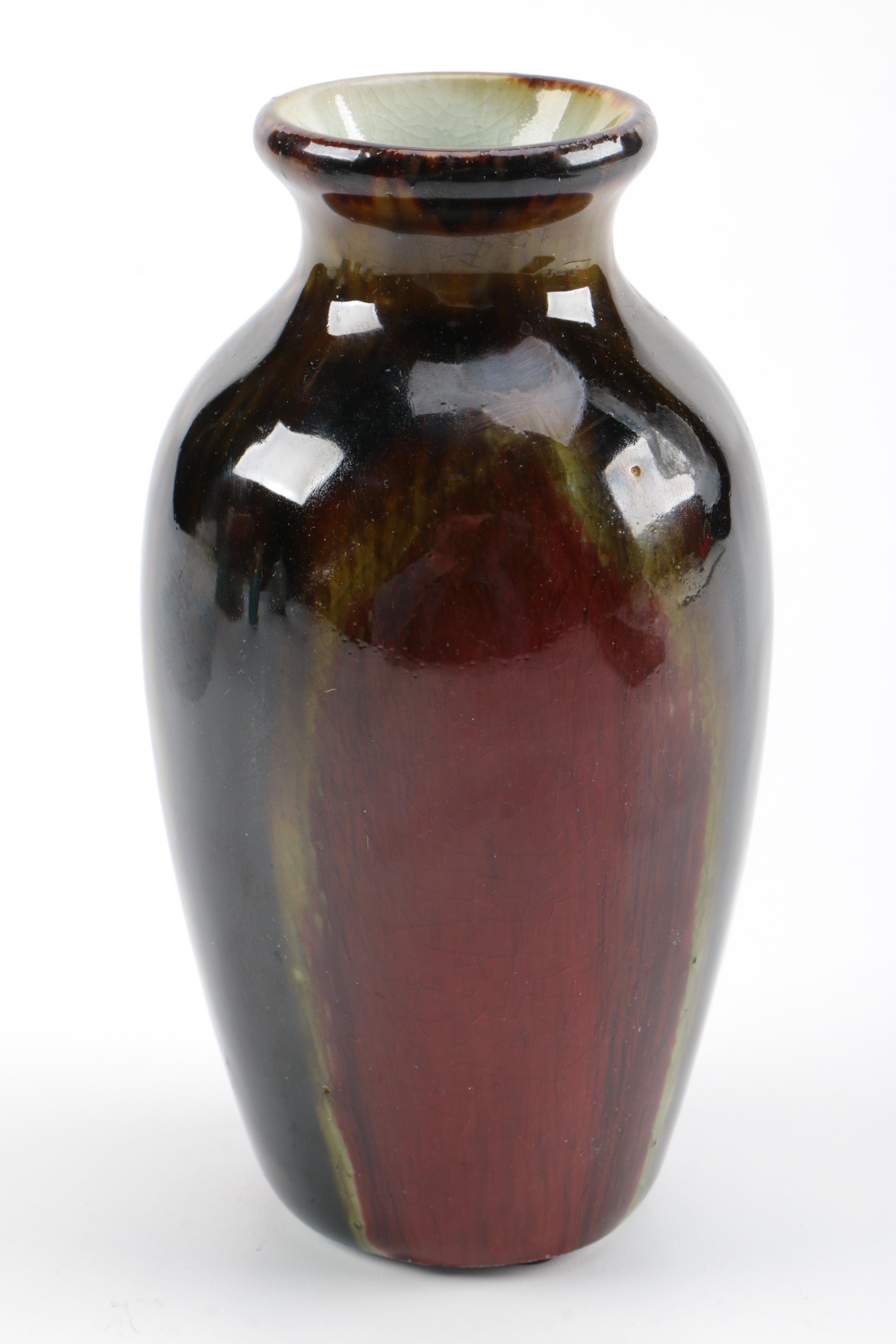 Art Pottery Vases Featuring Ojo Sarco Vase