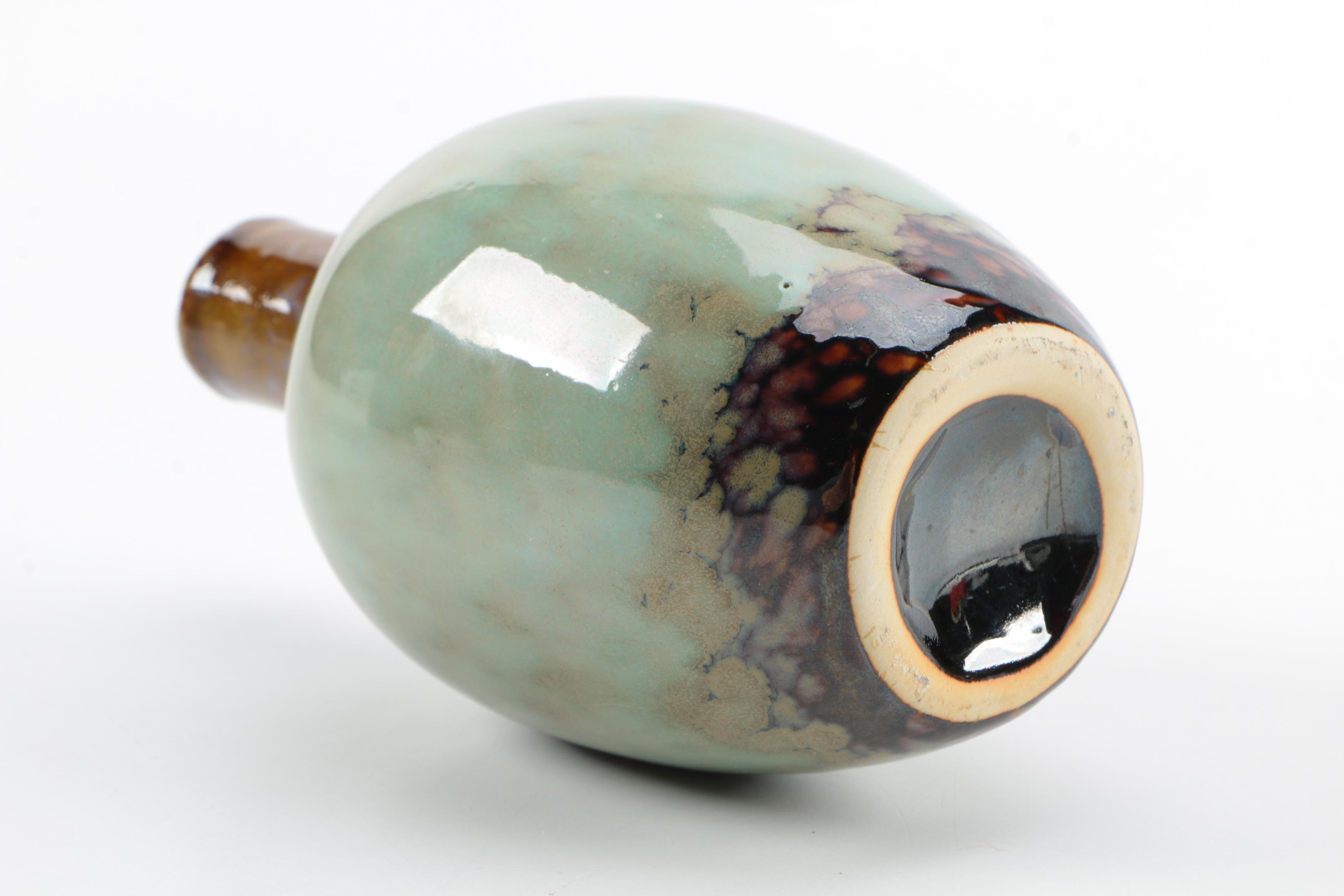 Art Pottery Vases Featuring Ojo Sarco Vase