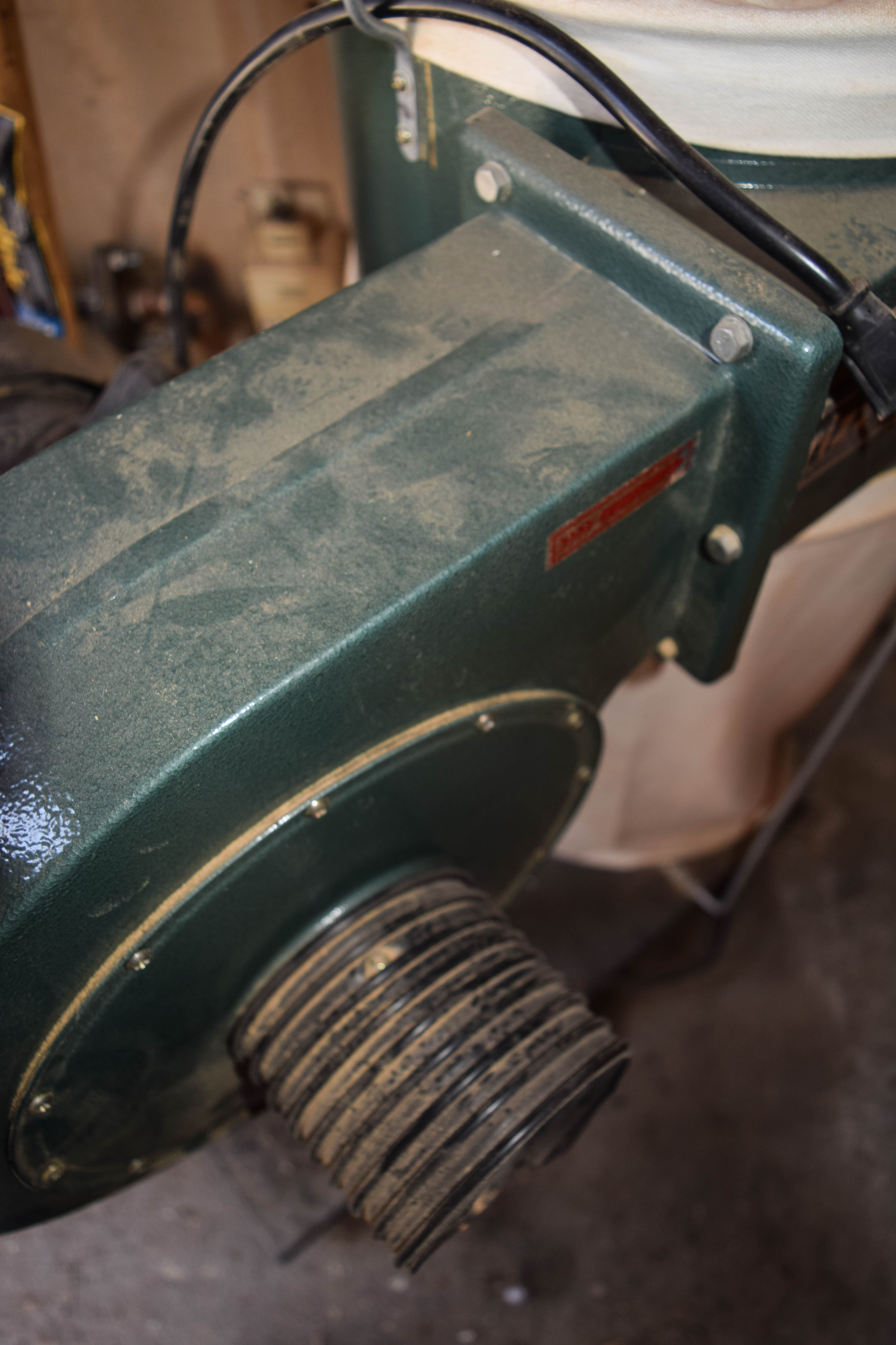 Grizzly Industrial Wood Dust Vacuum