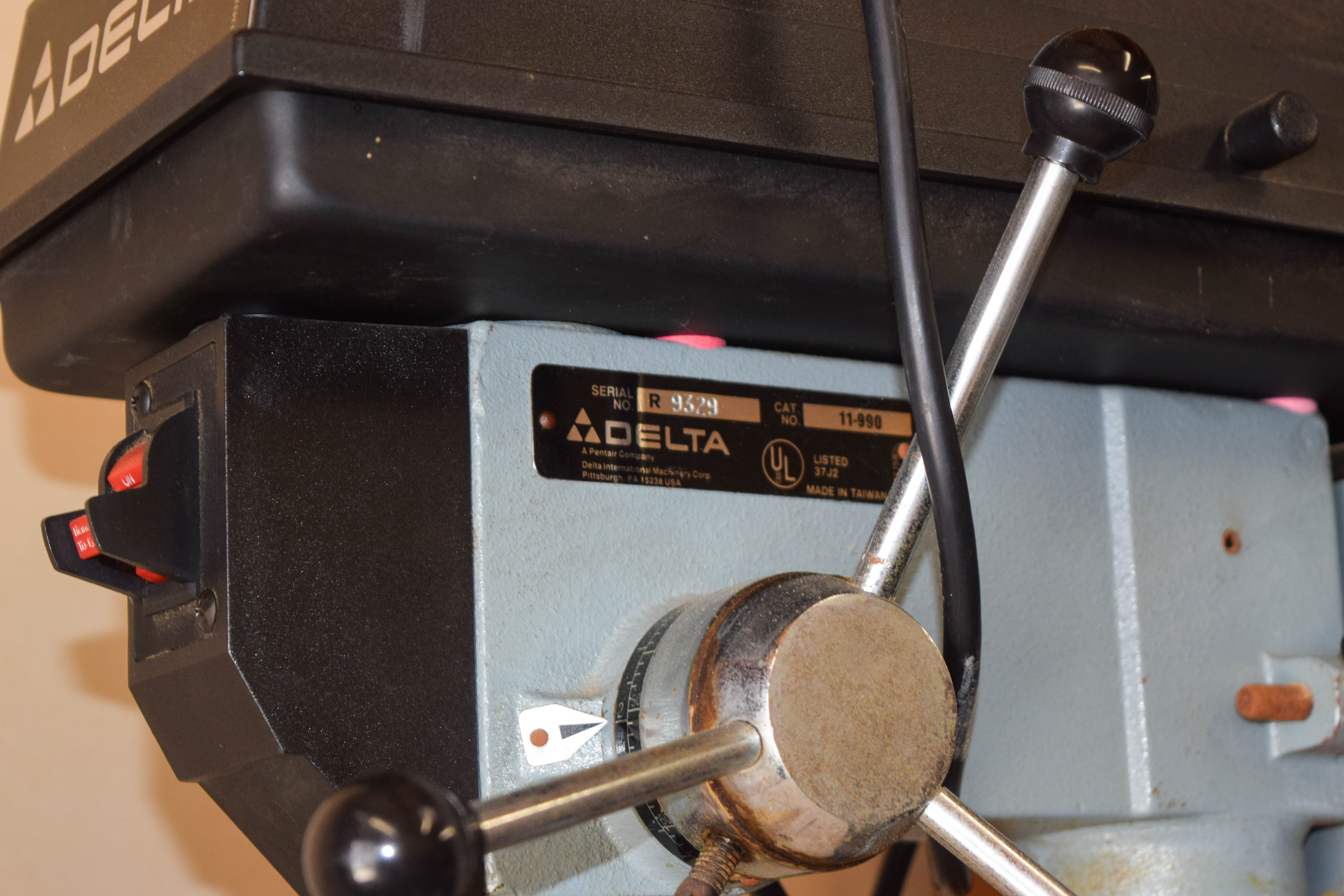 Delta 11-990 Drill Press and Duracraft Belt/Disc Sander