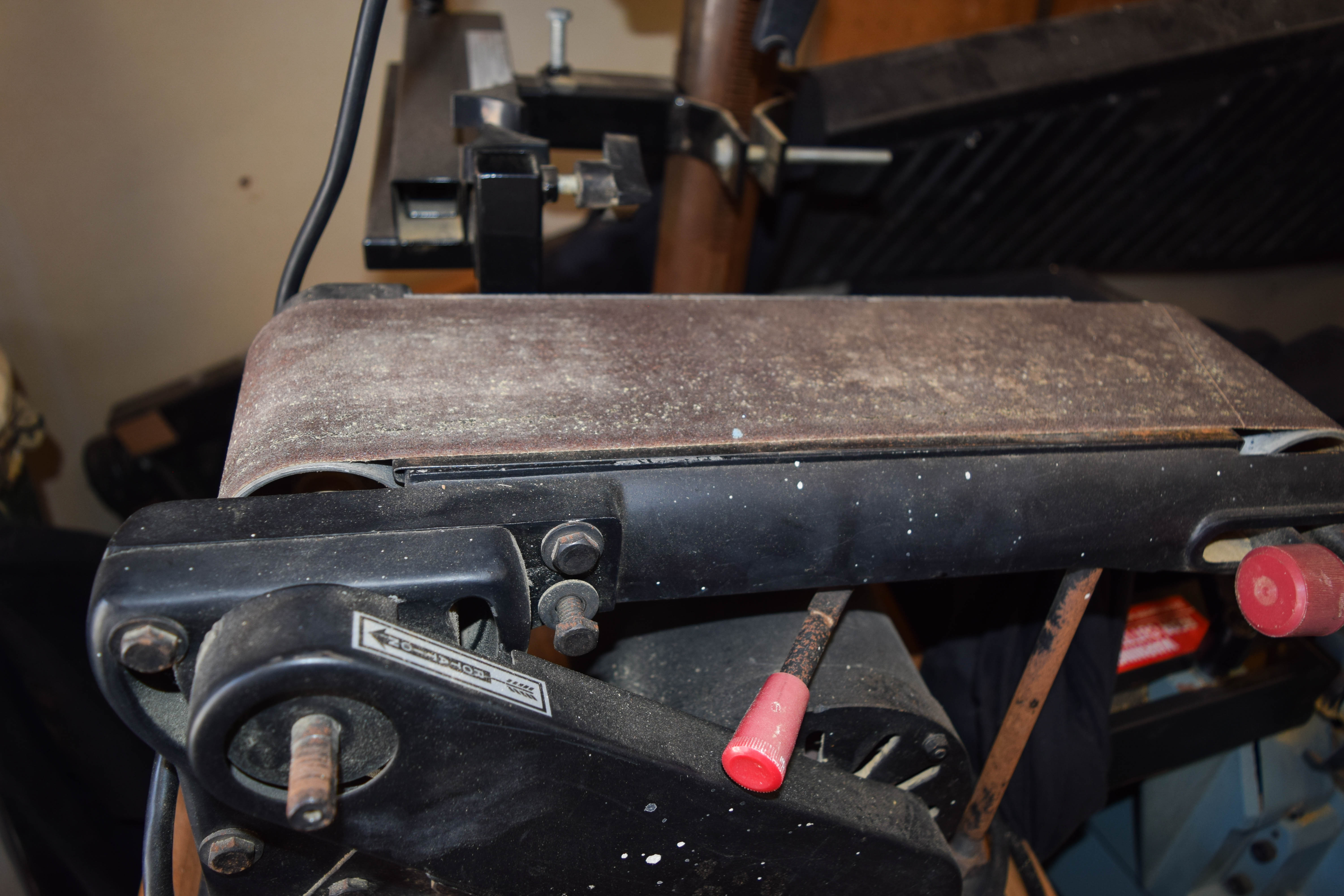 Delta 11-990 Drill Press and Duracraft Belt/Disc Sander