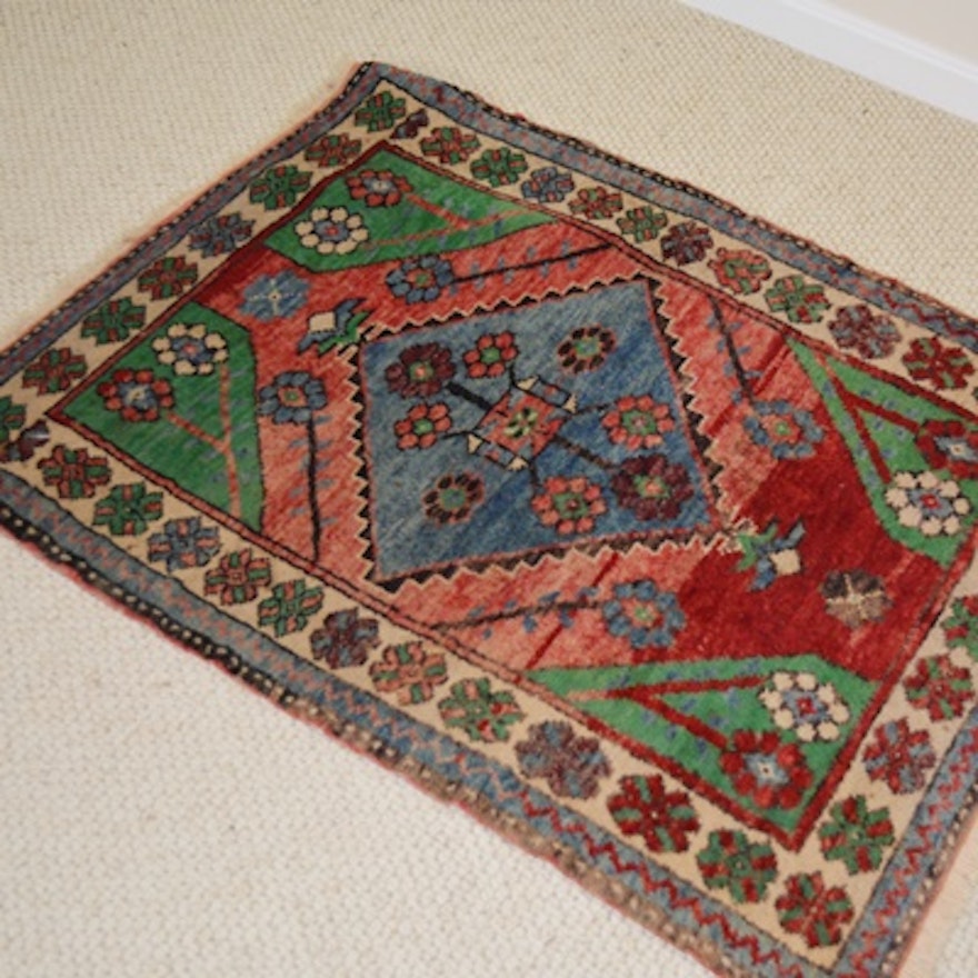 Hand-Knotted Anatolian Floral Wool Accent Rug