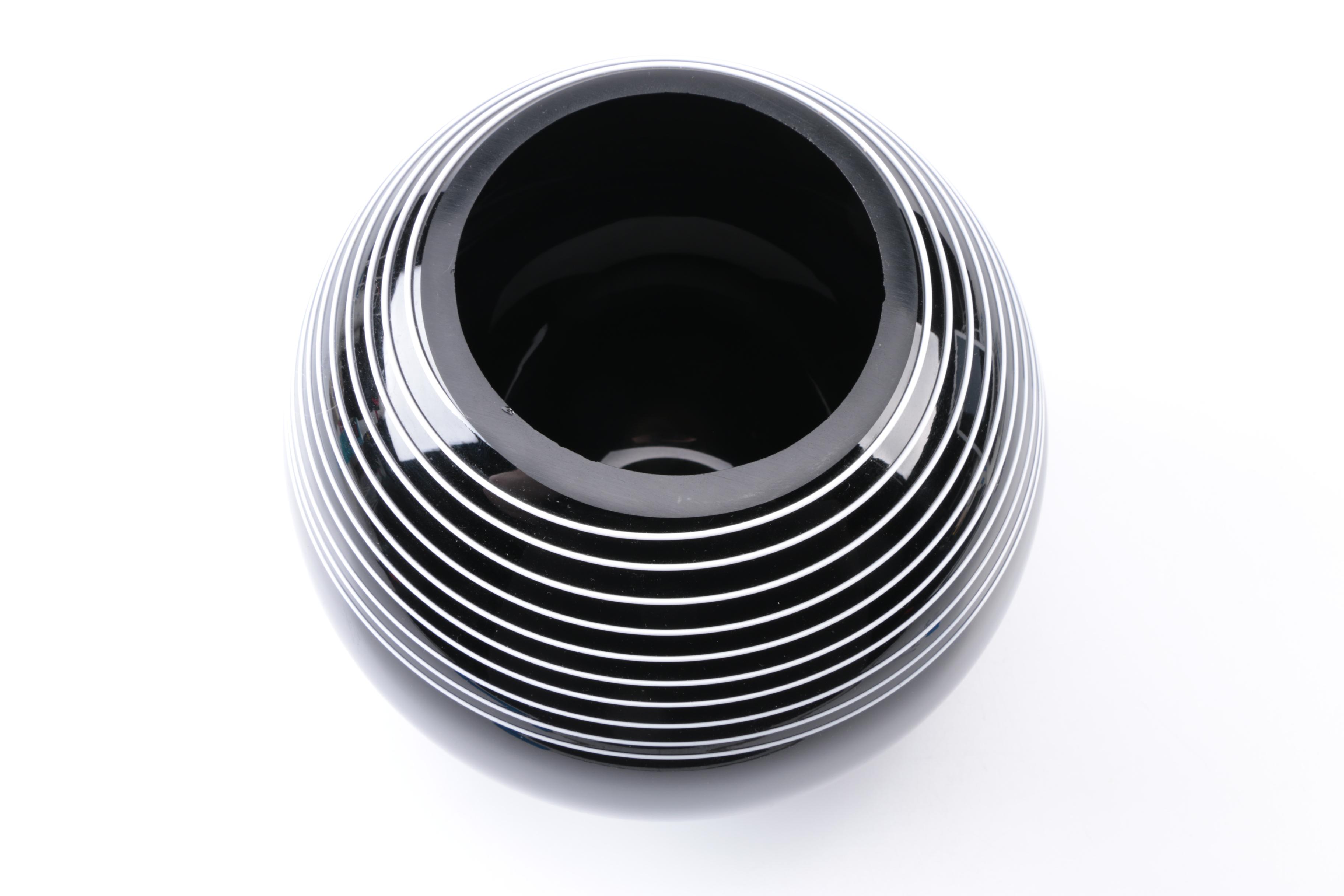 Spherical Art Glass Vase