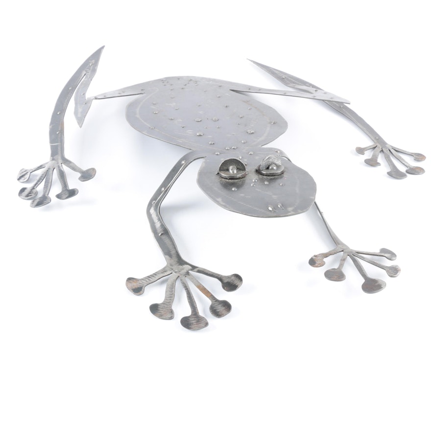 Metal Frog Garden Ornament