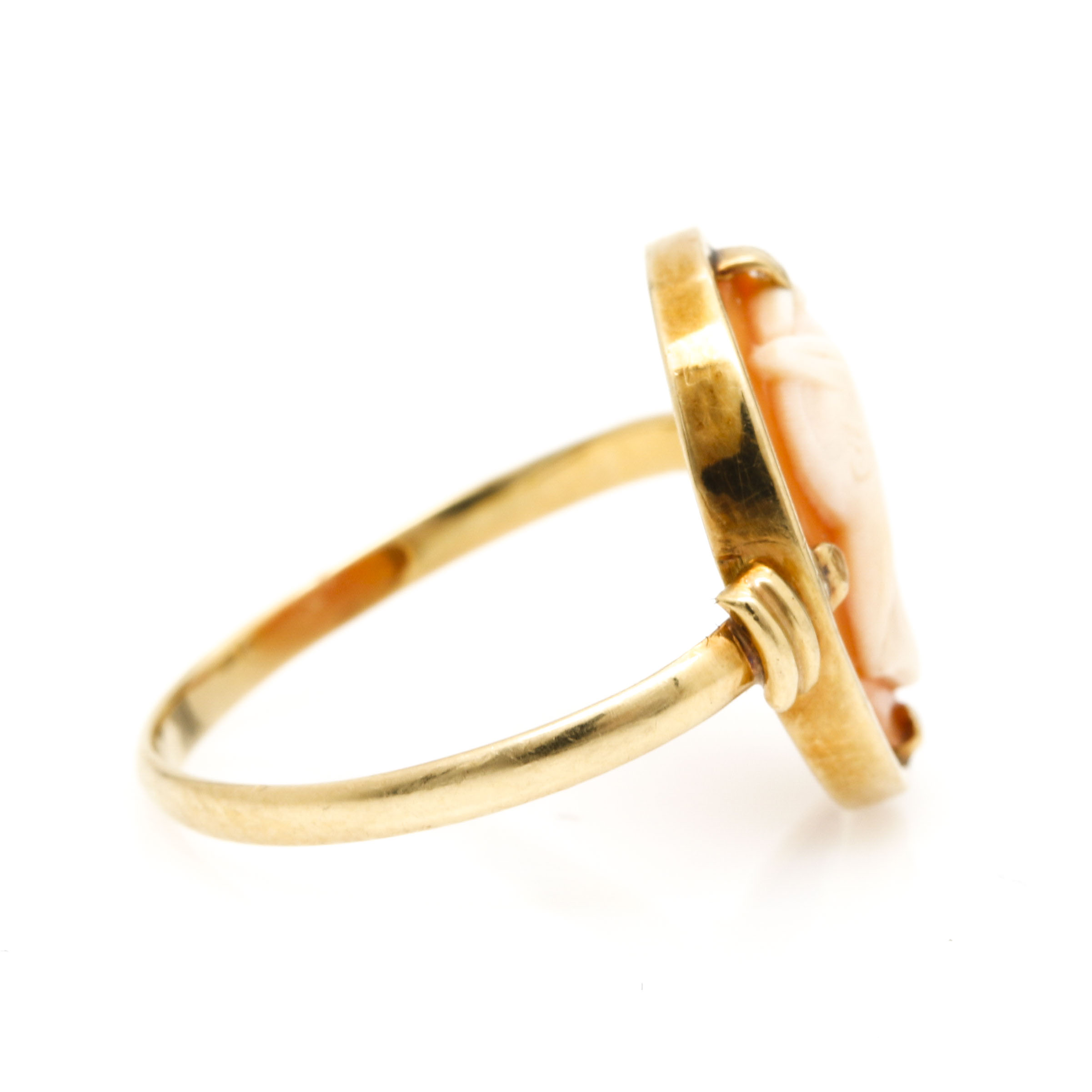 14K Yellow Gold Shell Cameo Ring