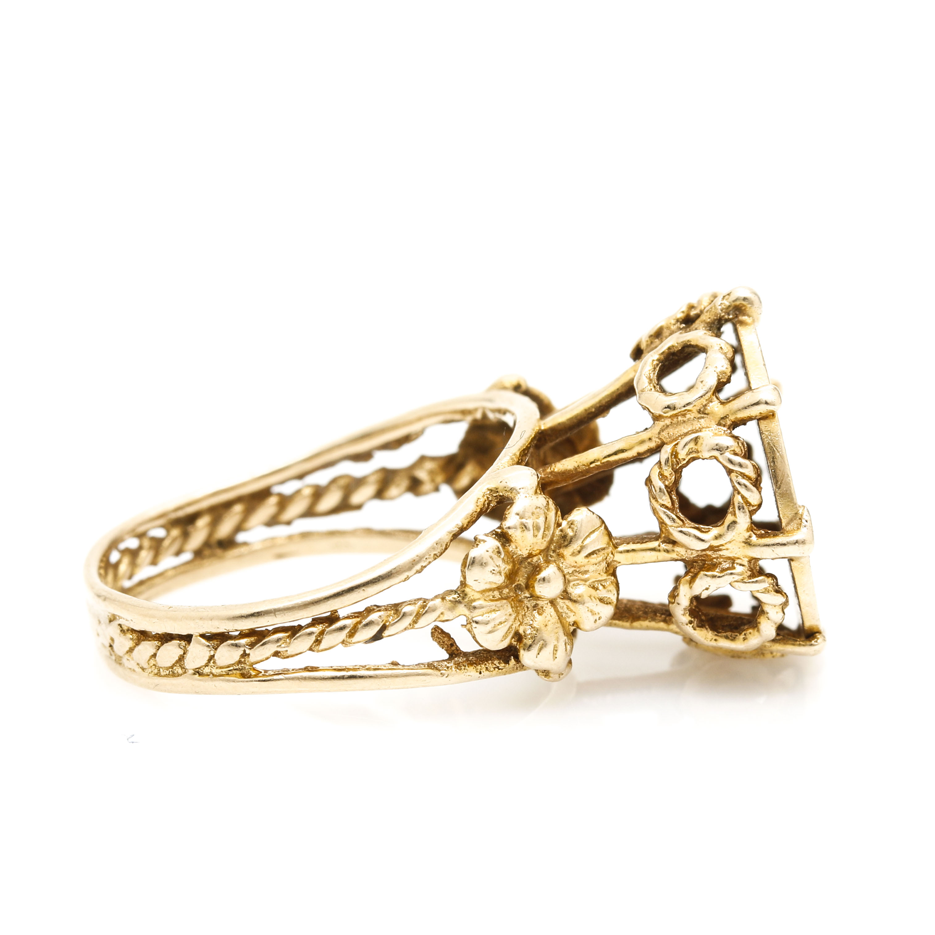 14K Yellow Gold Scorpion Signet Ring