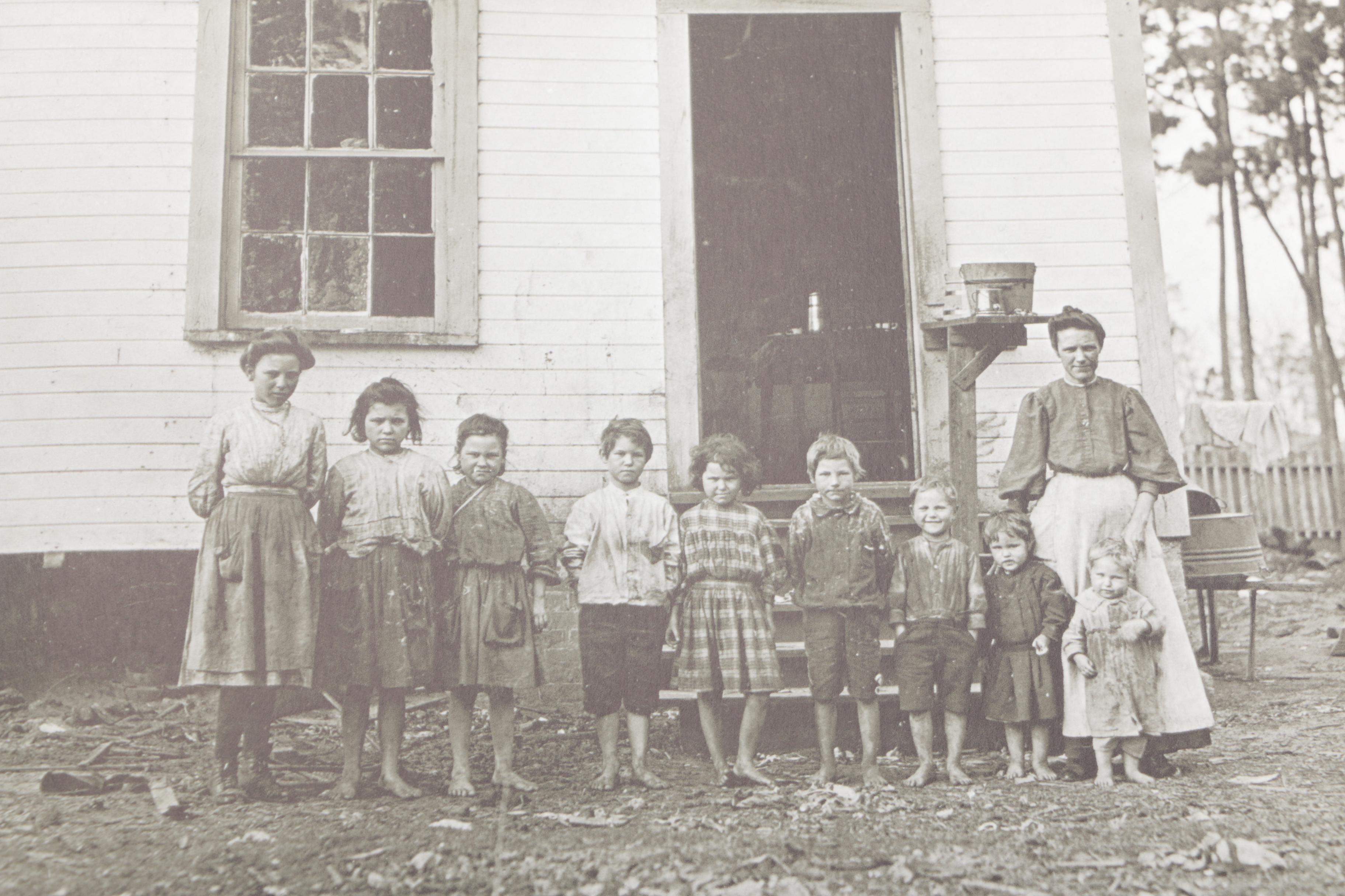 Walter Rosenblum Photographic Memorabilia Collection, Including Signed Lewis Hin