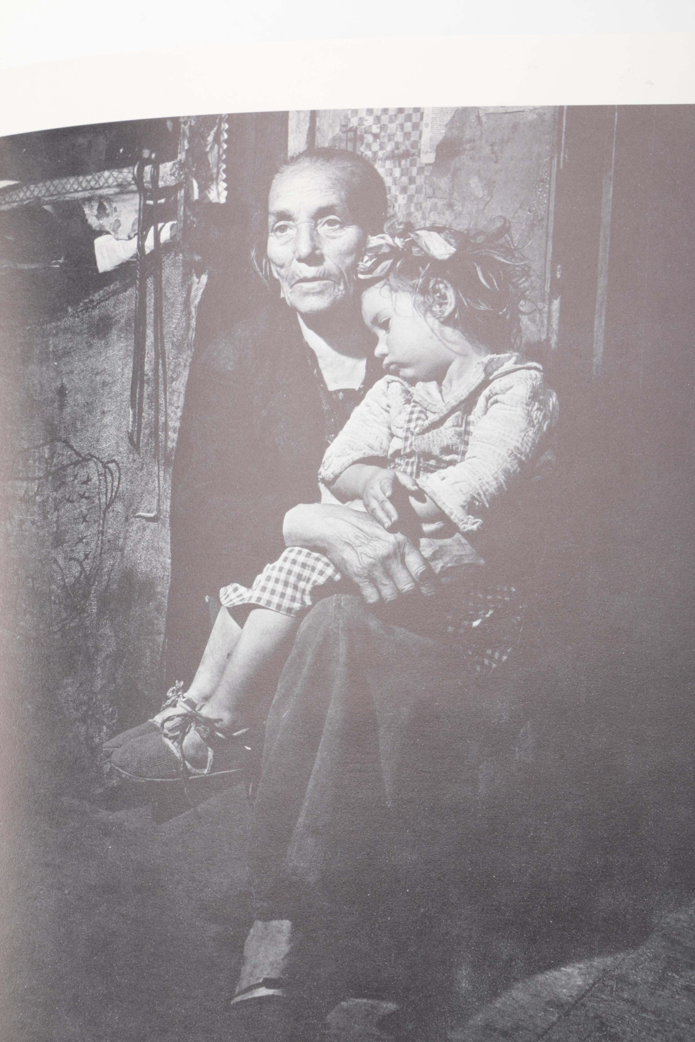 Walter Rosenblum Photographic Memorabilia Collection, Including Signed Lewis Hin