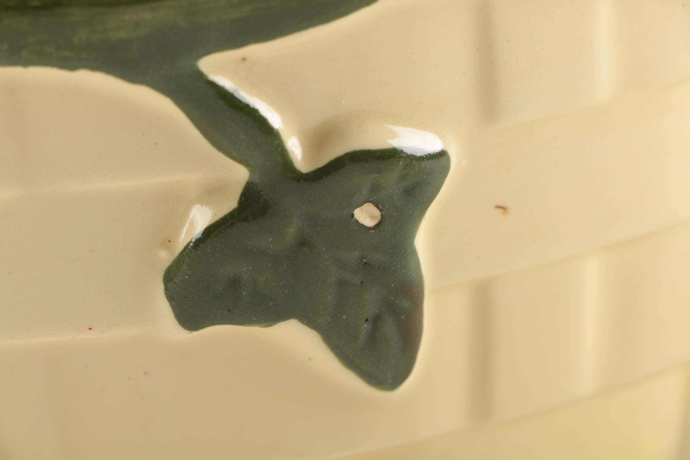 Basket Weave and Ivy Ceramic Bowl Set