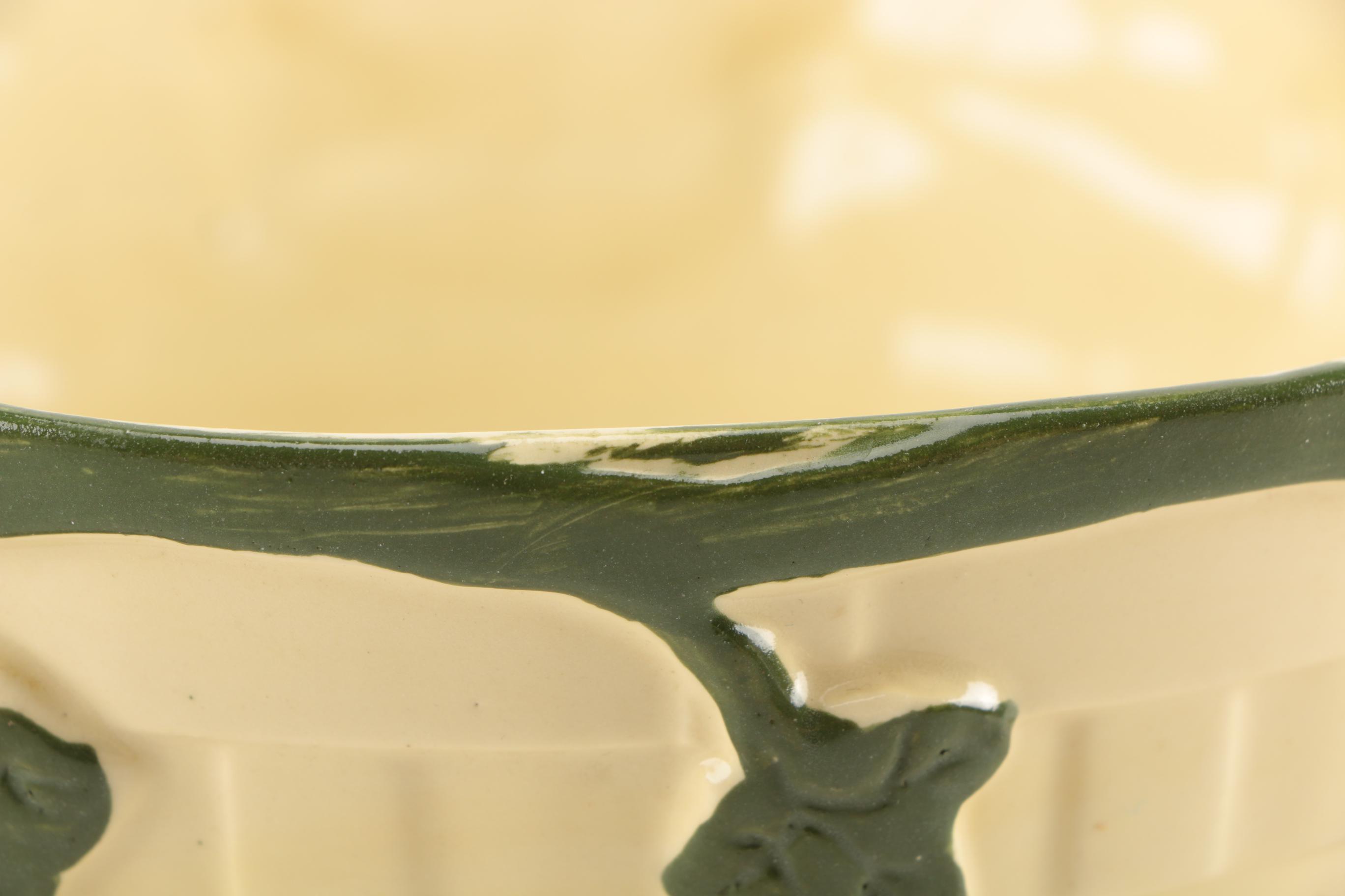 Basket Weave and Ivy Ceramic Bowl Set