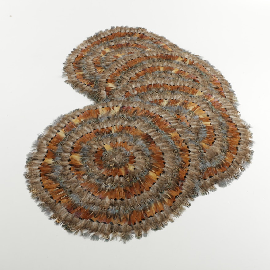 Two's Company Pheasant Feather Decorative Mats