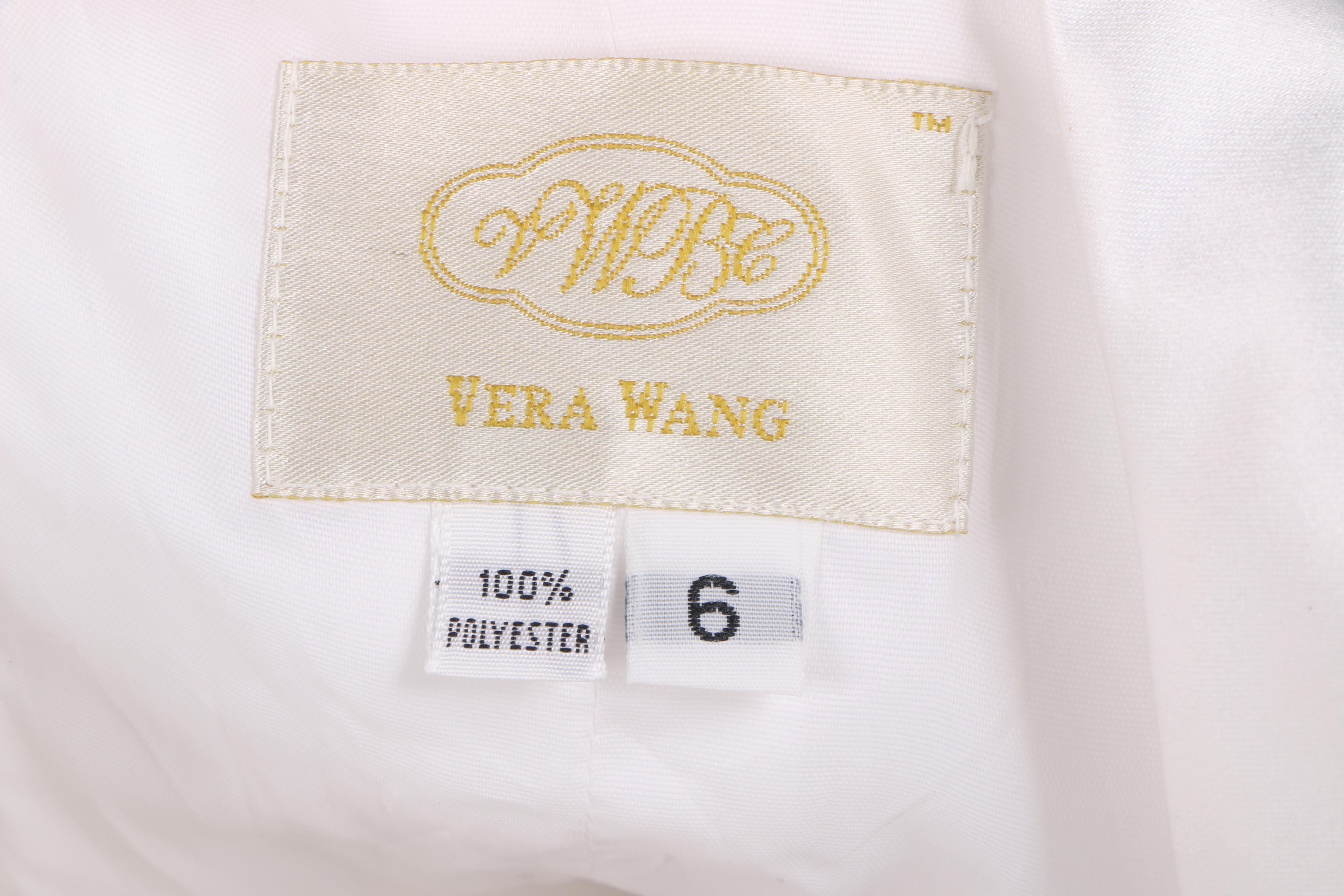 Vera Wang Tulle Wedding Dress with Veil and Gloves