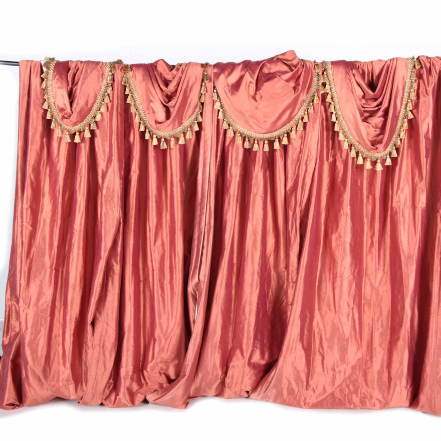 Set of Drapes