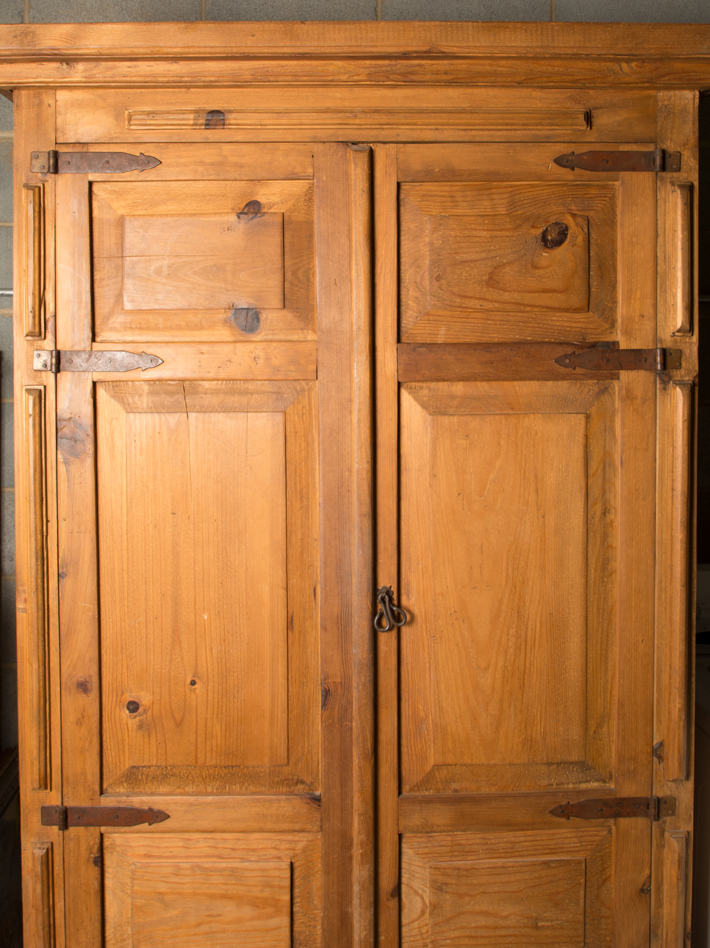 Provincial Style Pine Entertainment Armoire