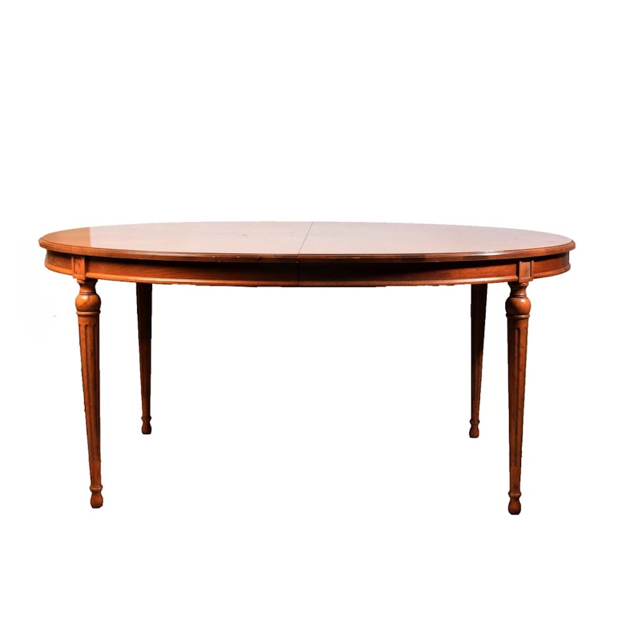 Mid Century Modern Style Dining Table by Drexel Heritage