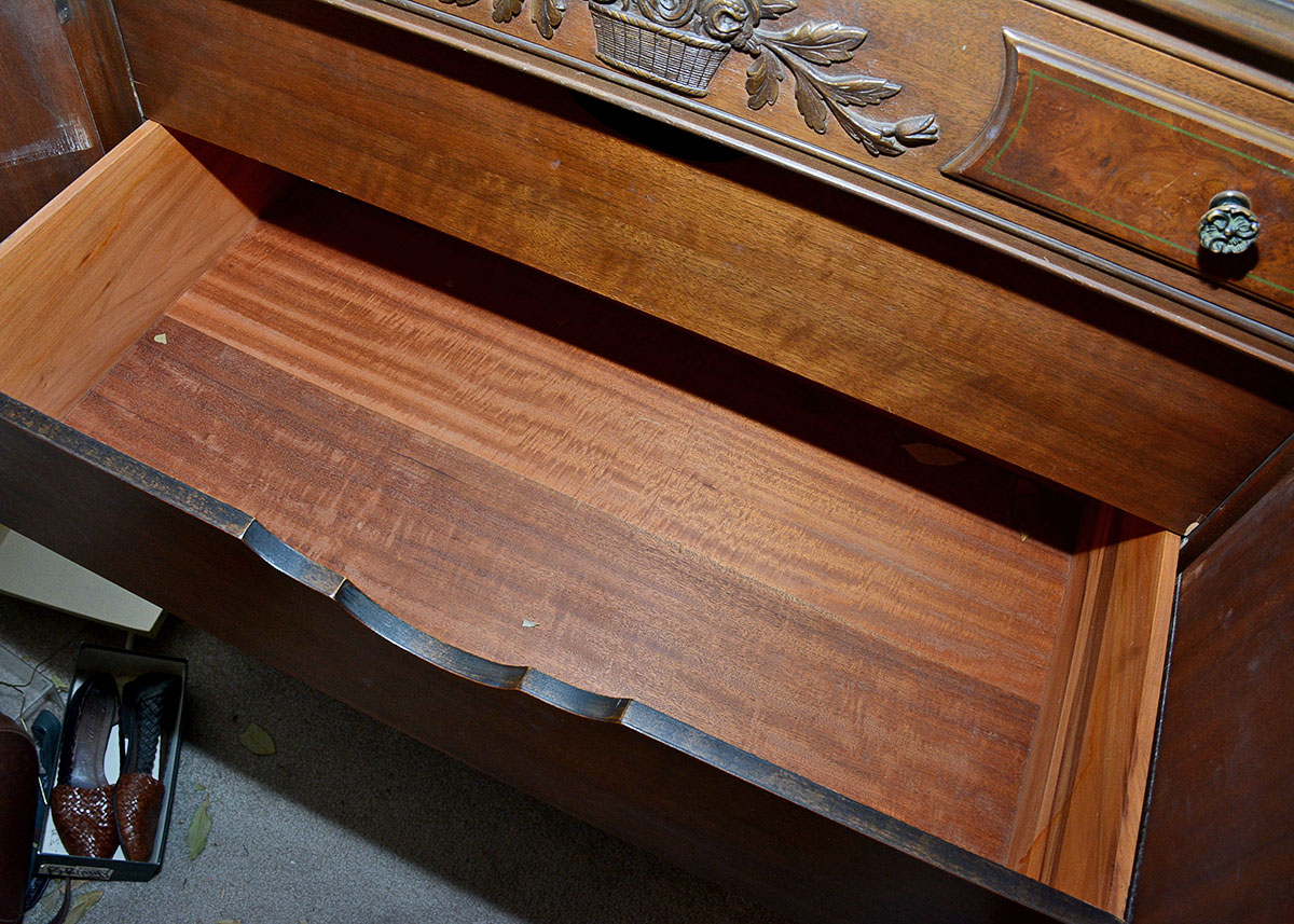 Vintage Louis XV Style Chest of Drawers by Landstrom Furniture