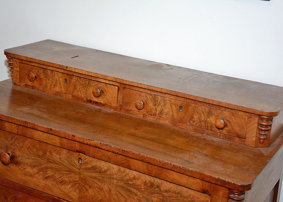 Antique Chest of Drawers