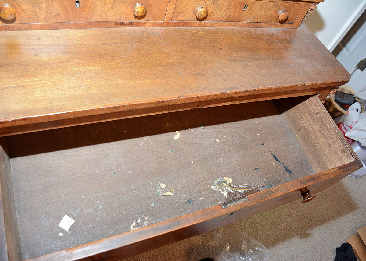 Antique Chest of Drawers