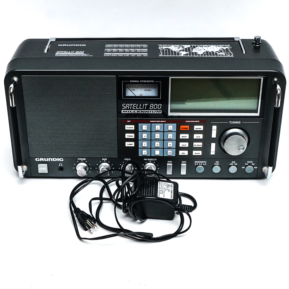 Grundig Satellit 800 Millenium Radio