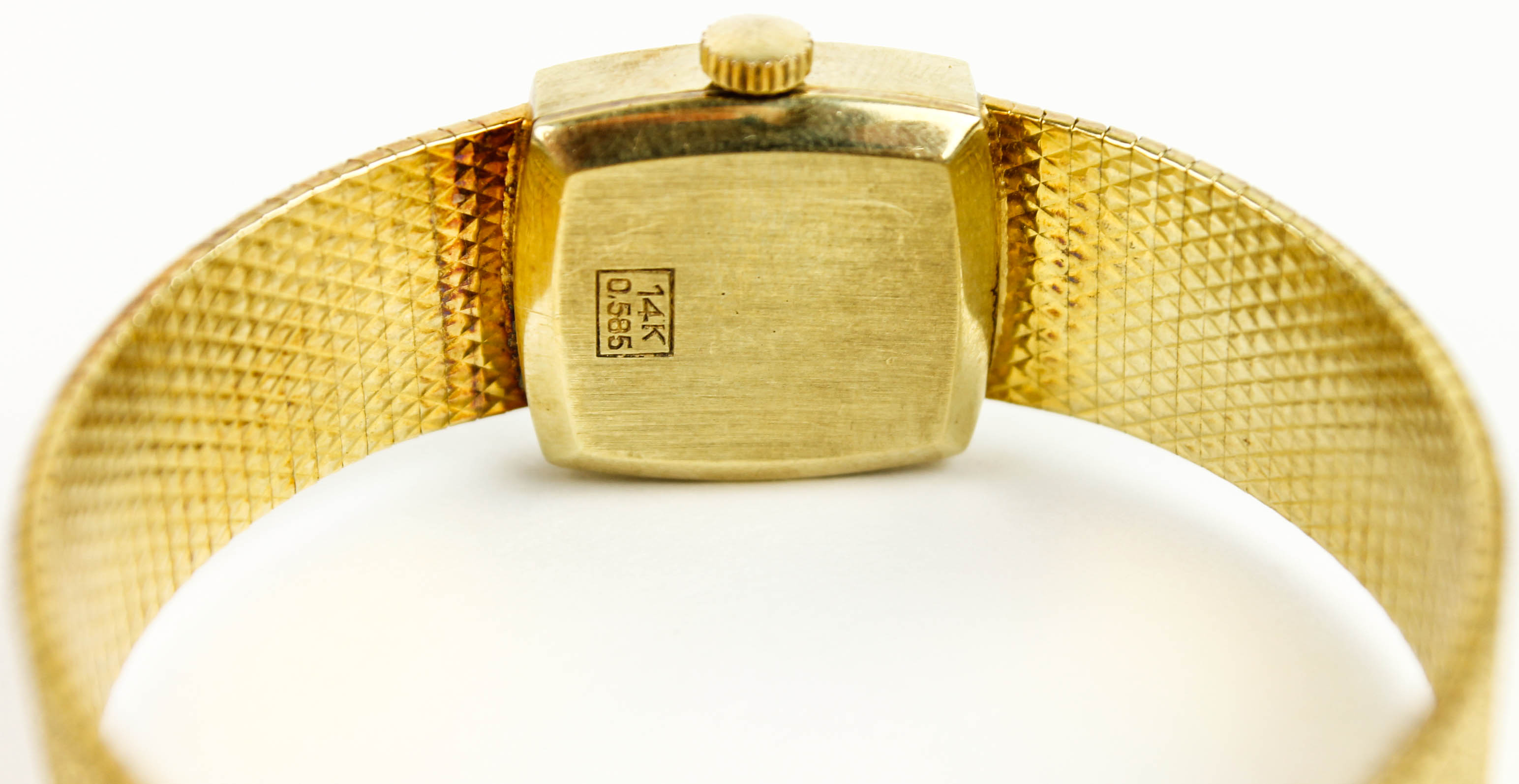 Nivada 14K Yellow Gold Watch
