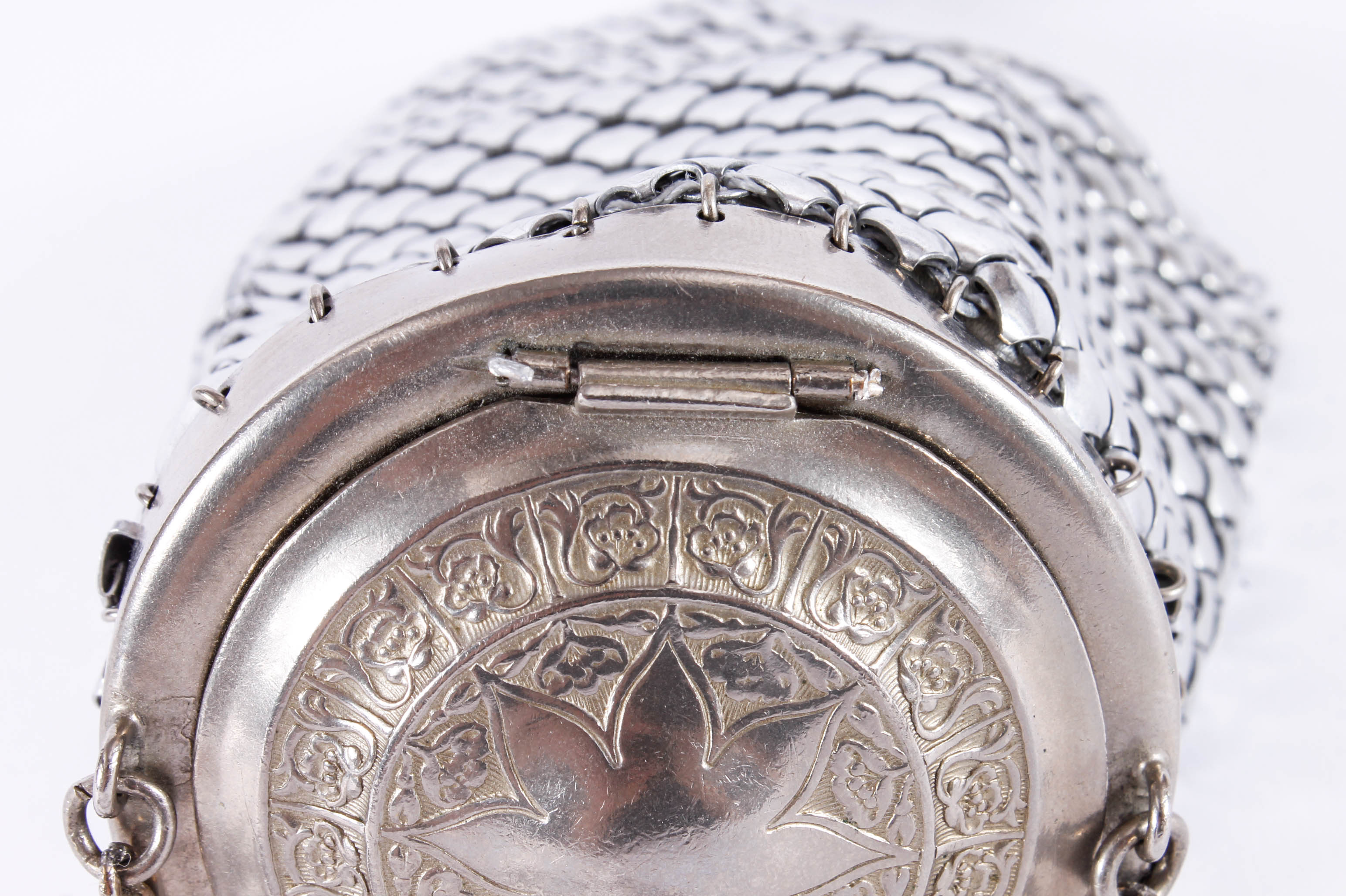 Vintage Silver Tone Metal Mesh Purse