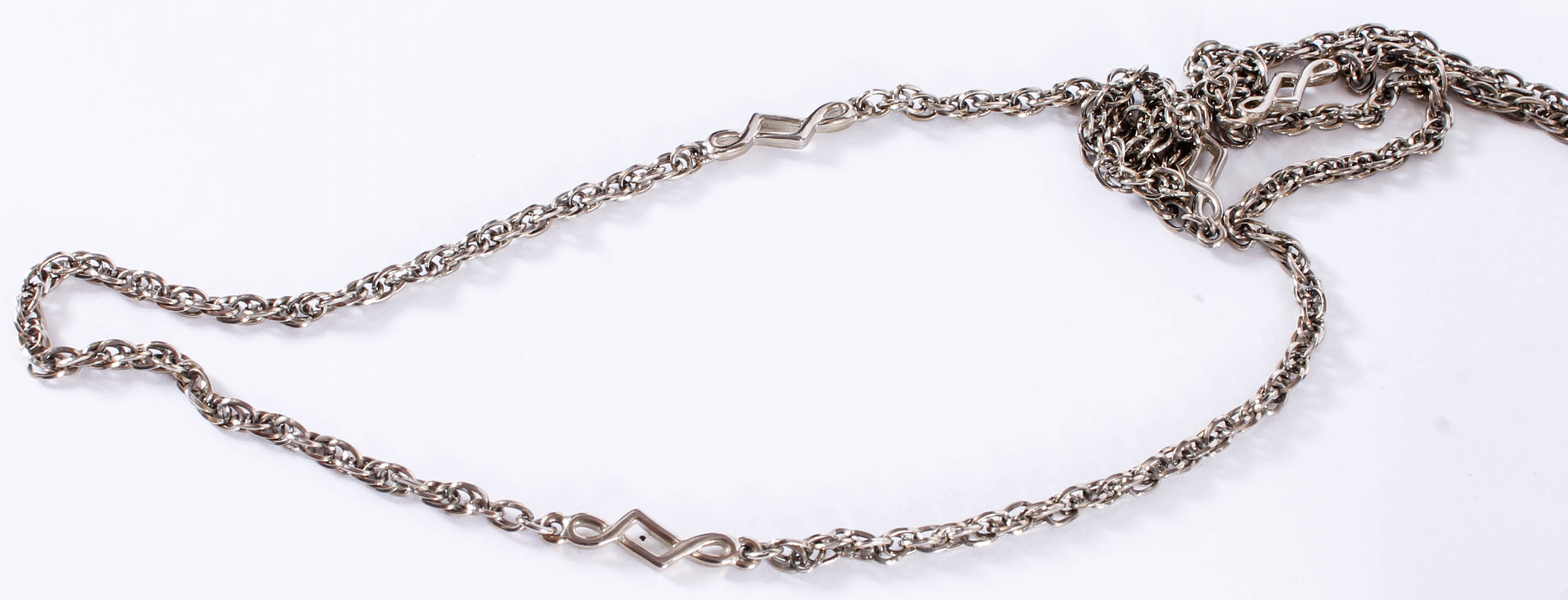 Vintage Silver Tone Metal Mesh Purse