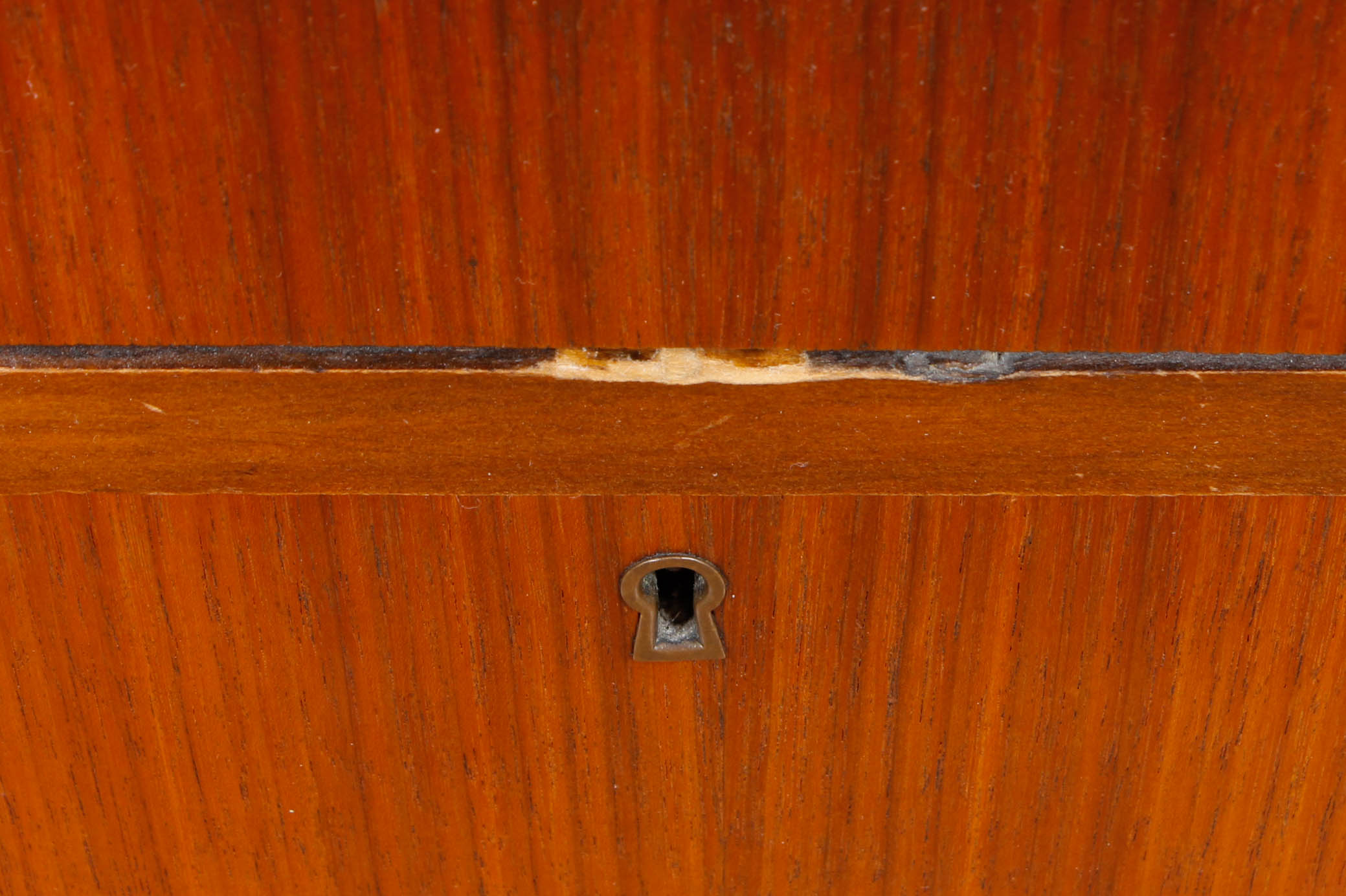 Vintage Mahogany Dresser with Mirror
