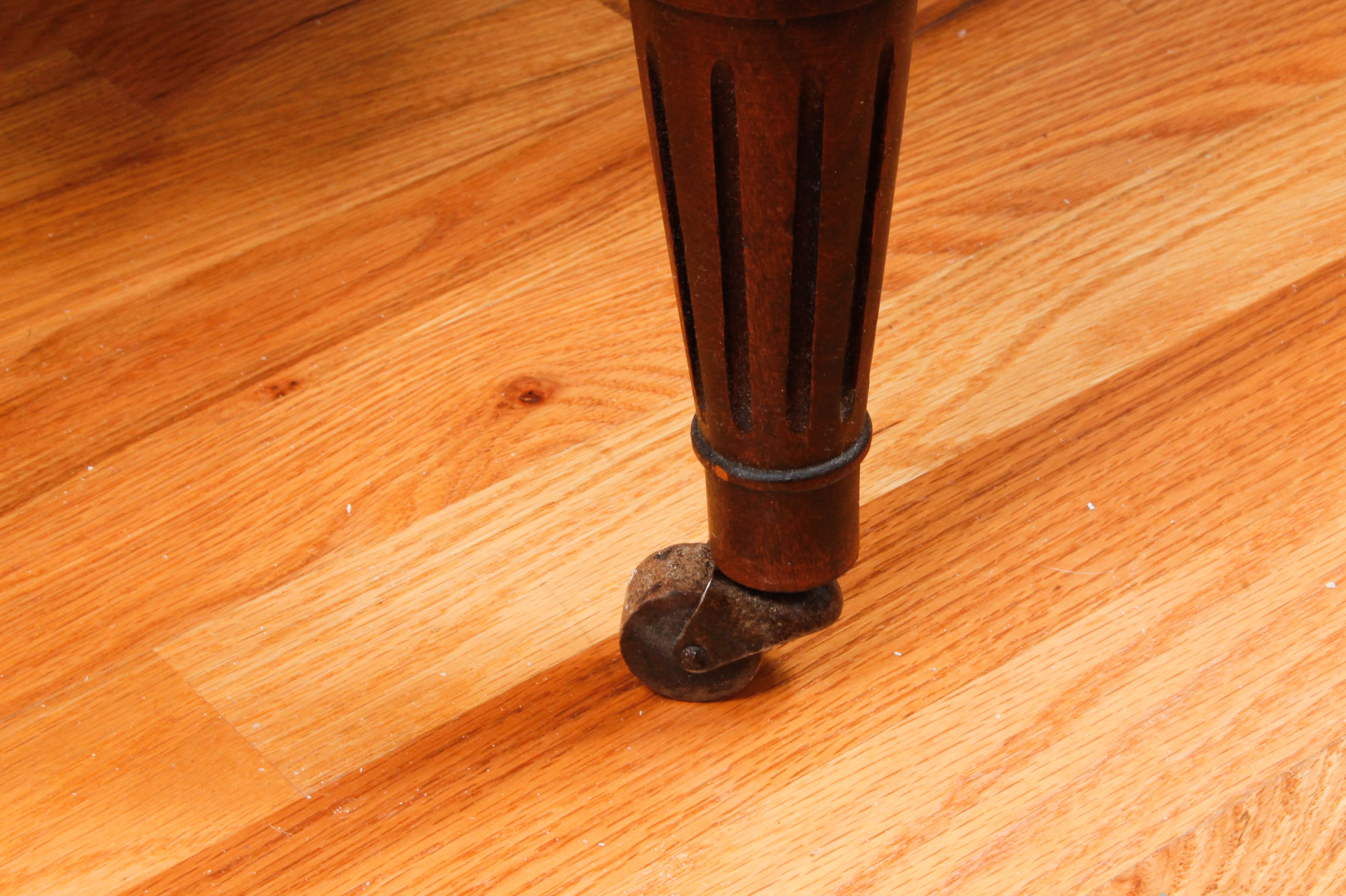 Vintage Wooden Dresser Cabinet with Decorative Wall Panel
