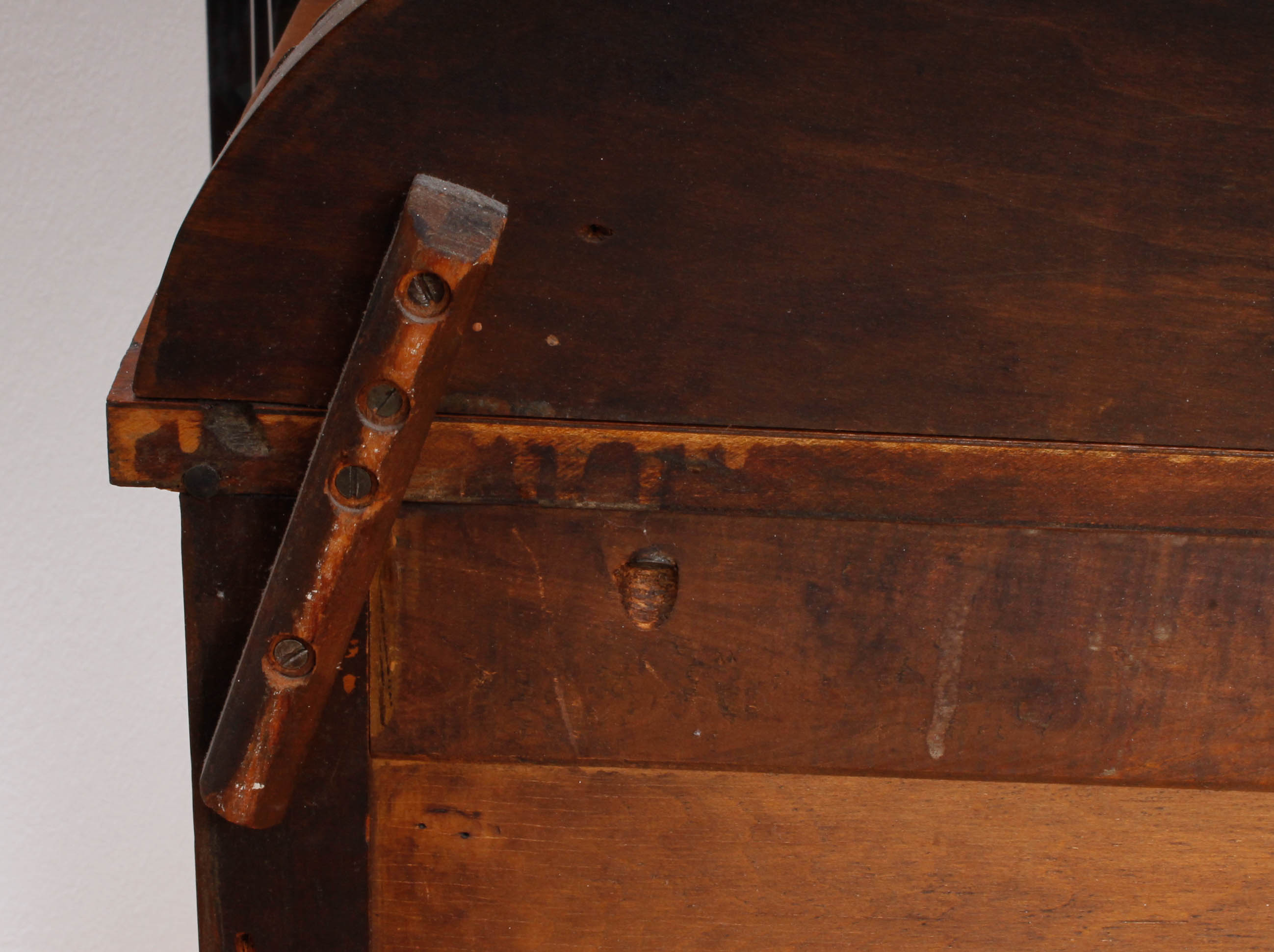 Vintage Wooden Dresser Cabinet with Decorative Wall Panel