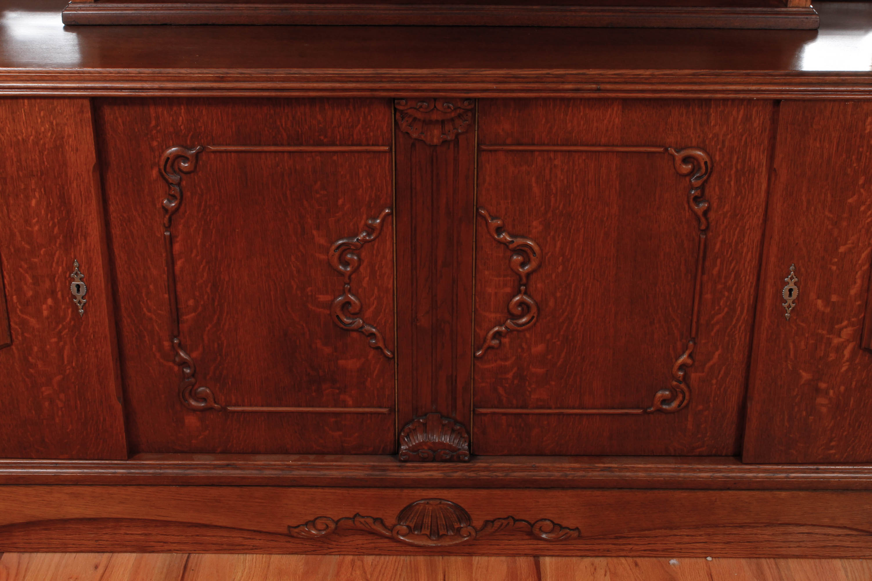 Antique European Carved Oak Entryway Credenza With Mirror