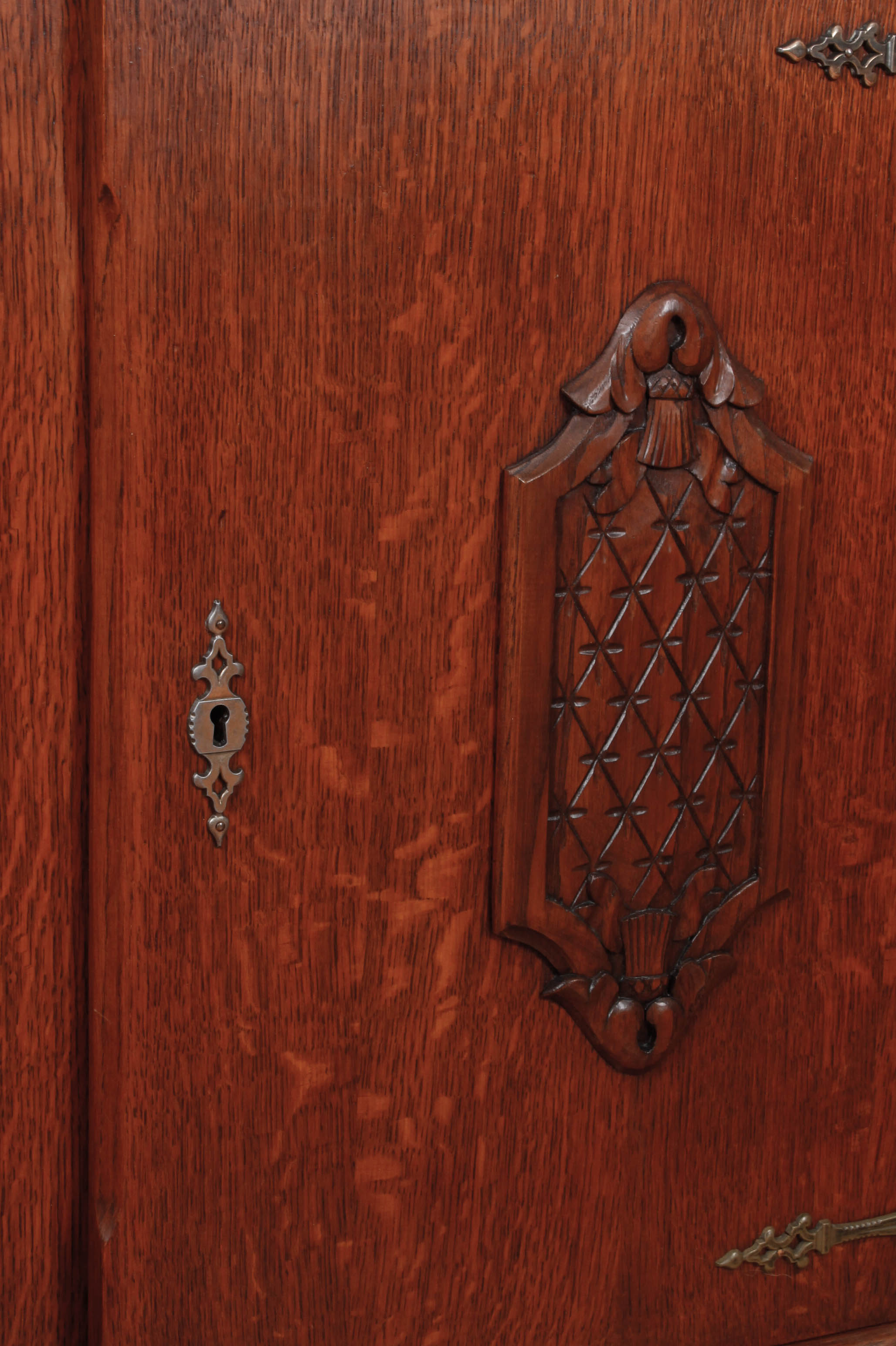 Antique European Carved Oak Entryway Credenza With Mirror