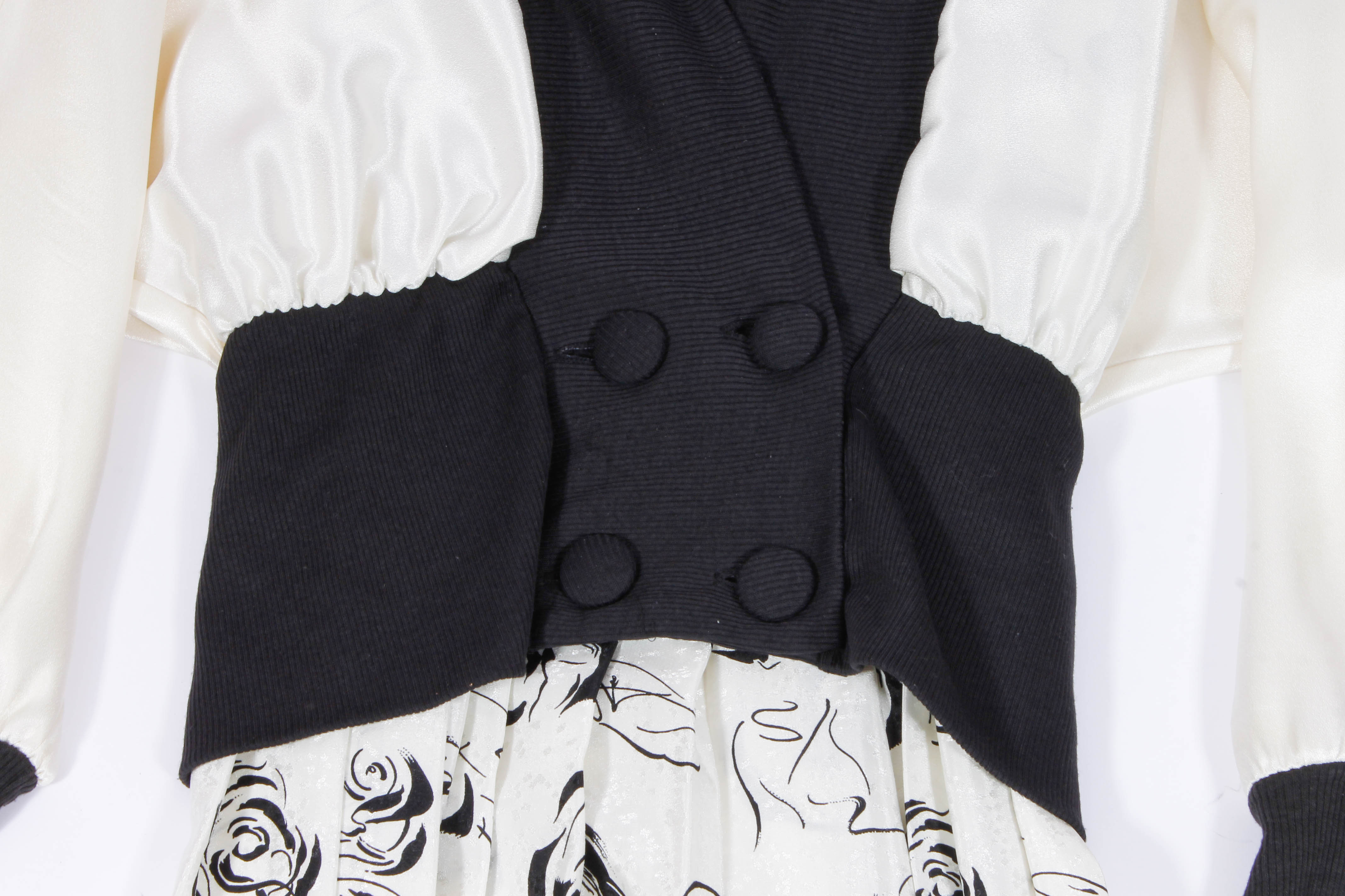 Women's Vintage Dresses