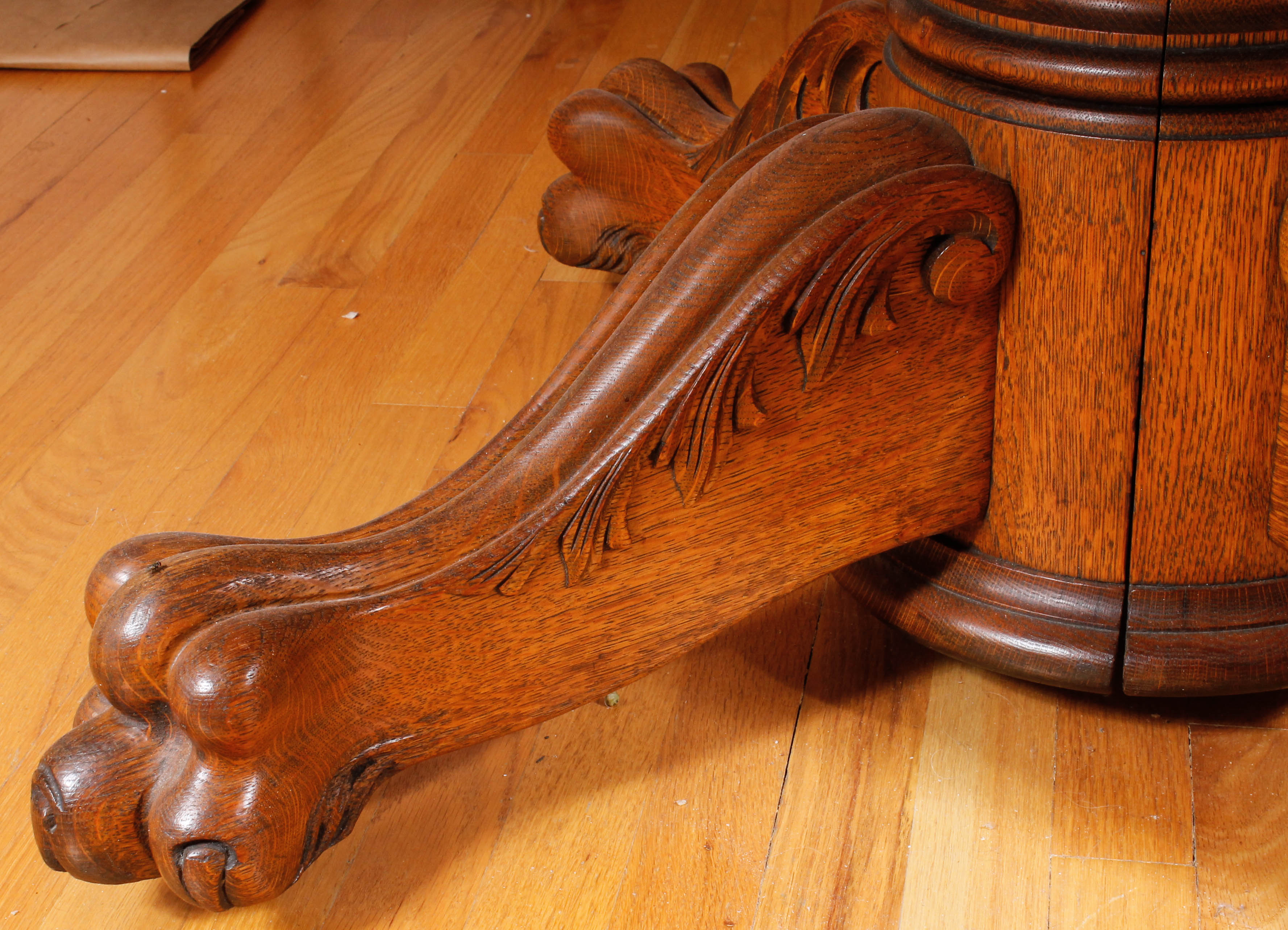 Vintage Oak Pedestal Table with Chairs
