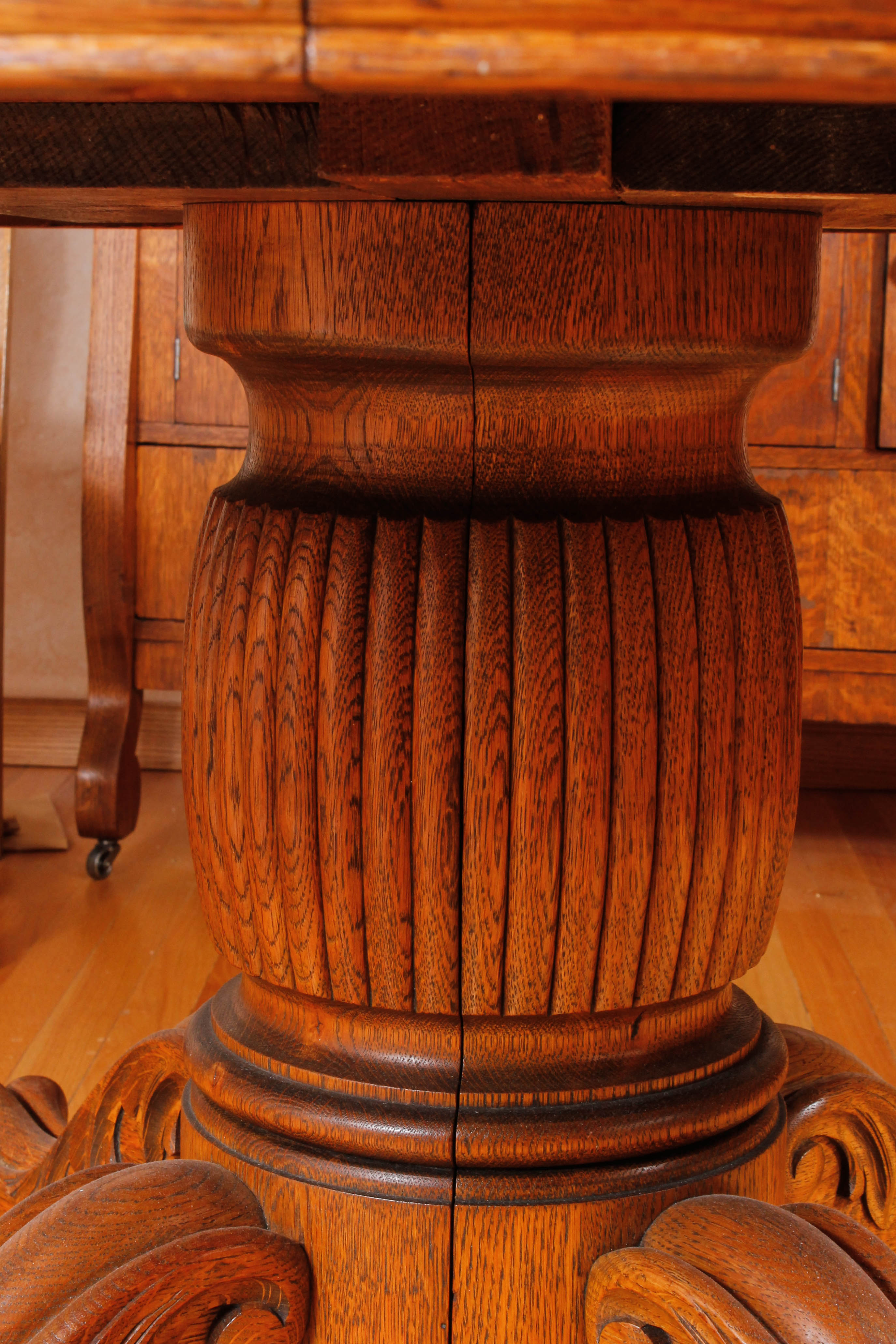Vintage Oak Pedestal Table with Chairs