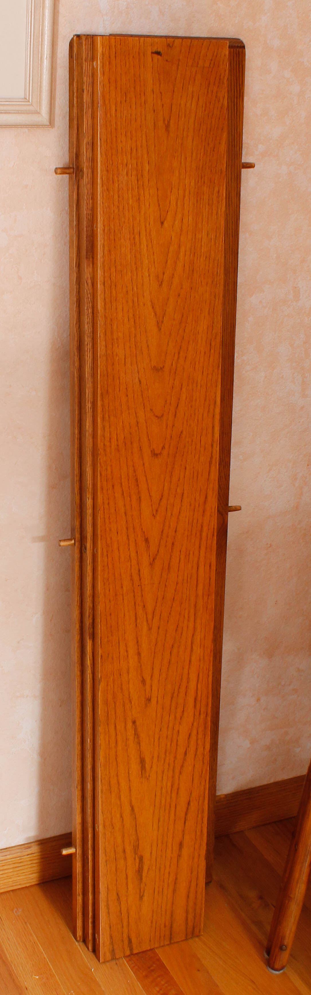 Vintage Oak Pedestal Table with Chairs