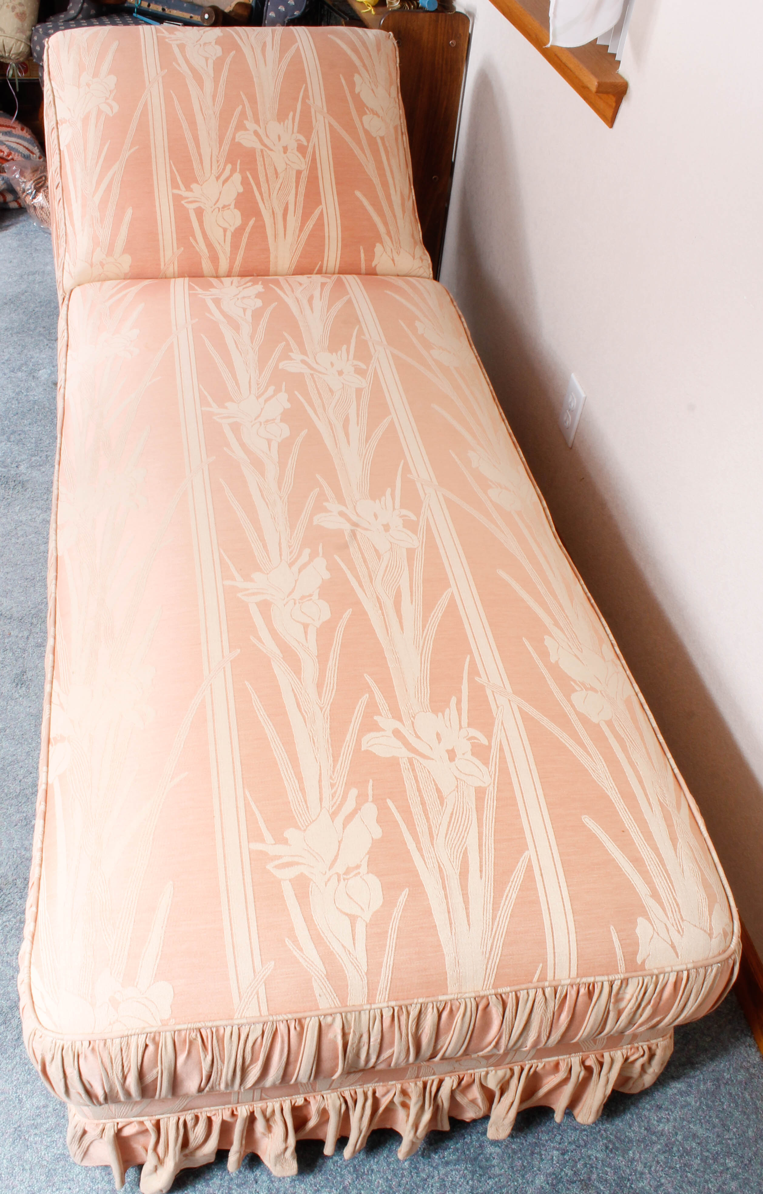 Upholstered Pink Chaise Lounge with Storage Compartment