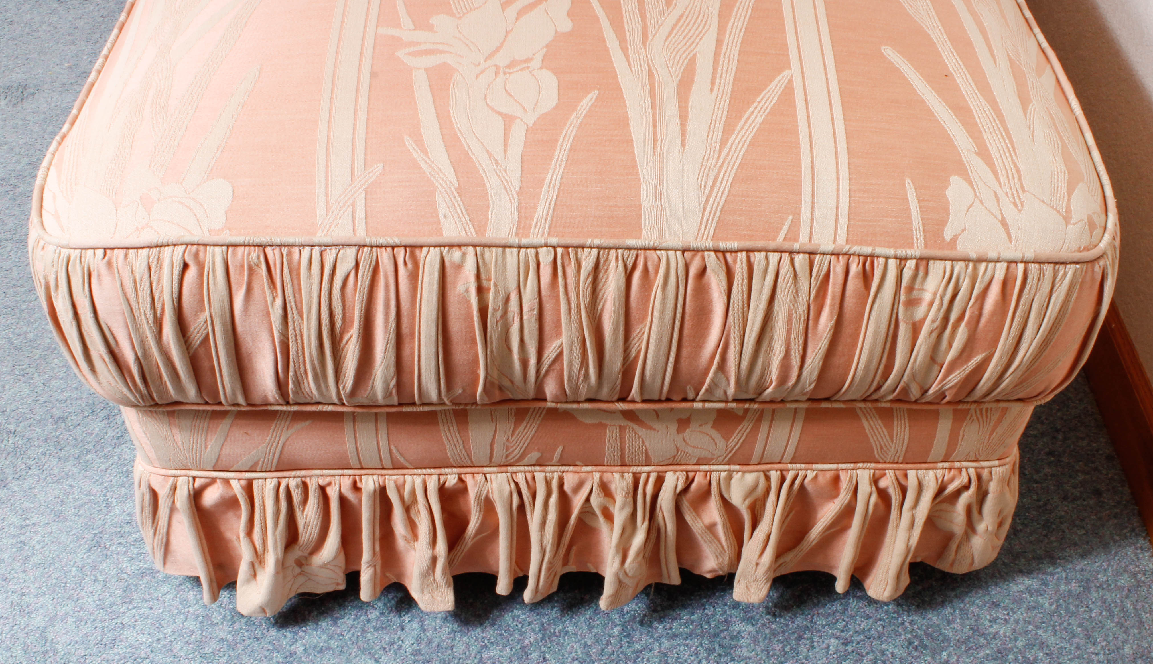 Upholstered Pink Chaise Lounge with Storage Compartment