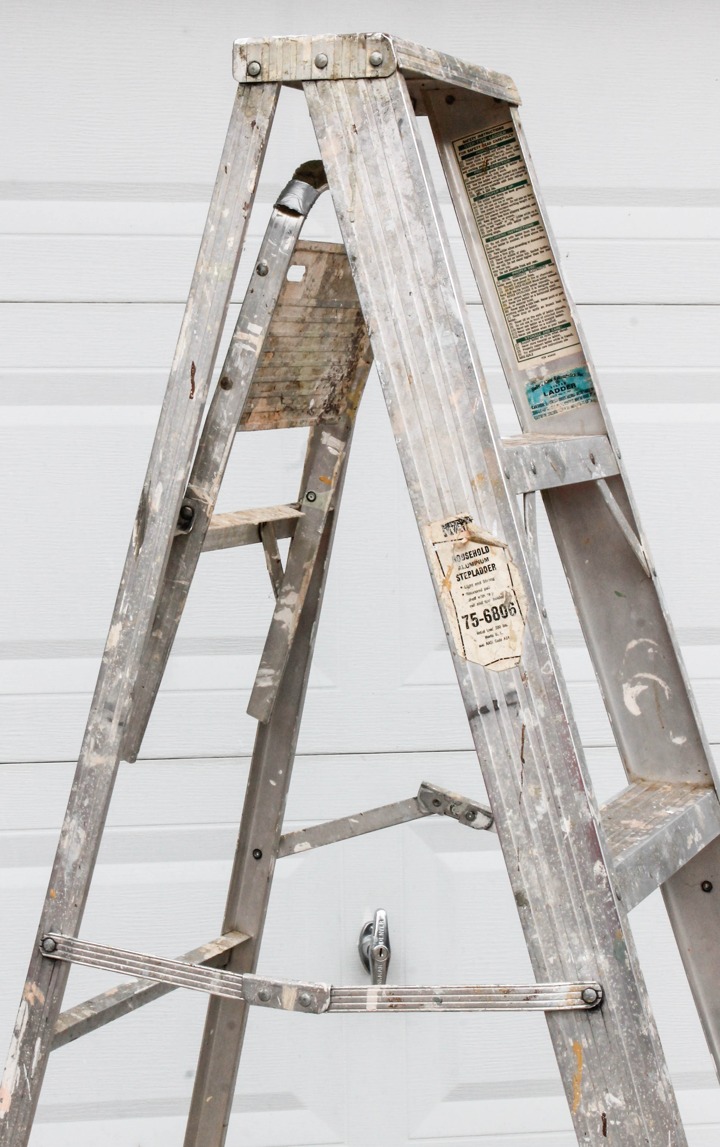 Six Foot Aluminum Step Ladder
