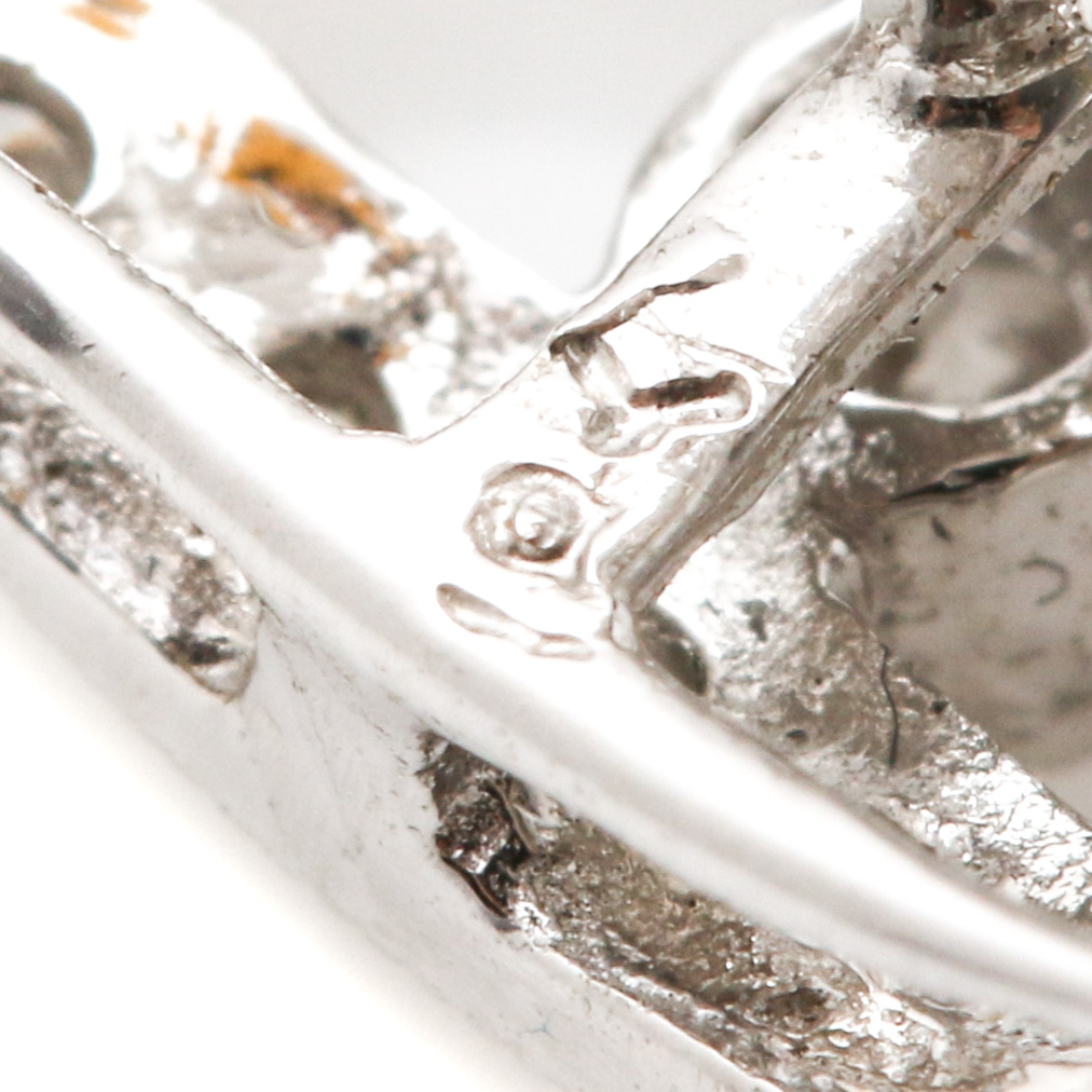 18K White Gold Diamond Earrings